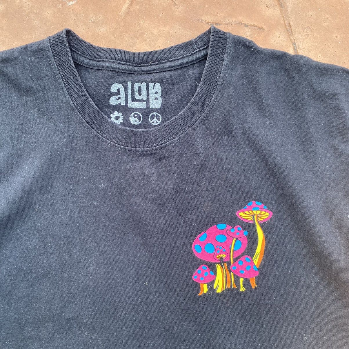 A.LAB Thrashed Faded A Lab Skateboard Hookups ERD GRUNGE TSHIRT Size US L / EU 52-54 / 3 - 4 Thumbnail