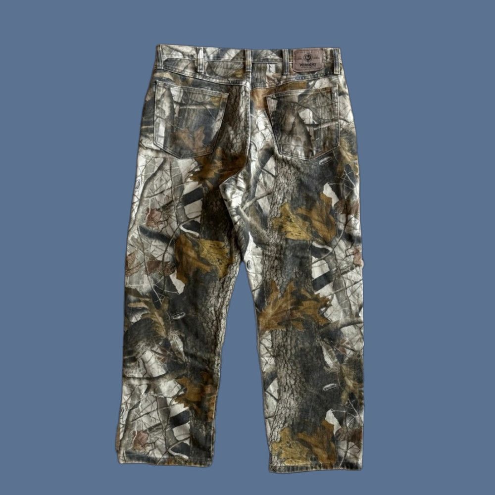 Wrangler VINTAGE Wrangler Realtree Camo Camouflage Double Knee Jeans Size 36x30 Men 90s Y2K Brown Camouflage Pattern Straight Zip Inseam 30 Regular 36 Mens Size US 36 / EU 52 - 1 Thumbnail