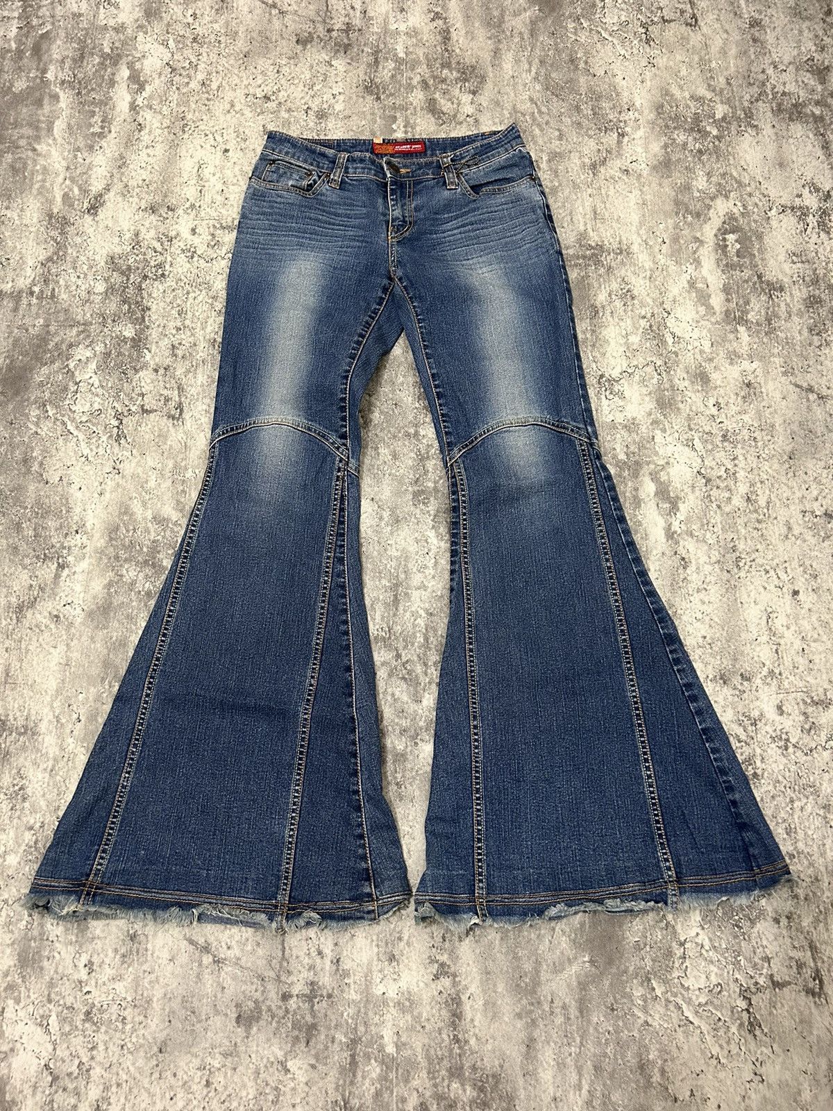 14th Addiction × If Six Was Nine × Le Grande Bleu (L.G.B.) Araora Jeans Bell Buttom Flare Pants Size US 27 - 1 Thumbnail