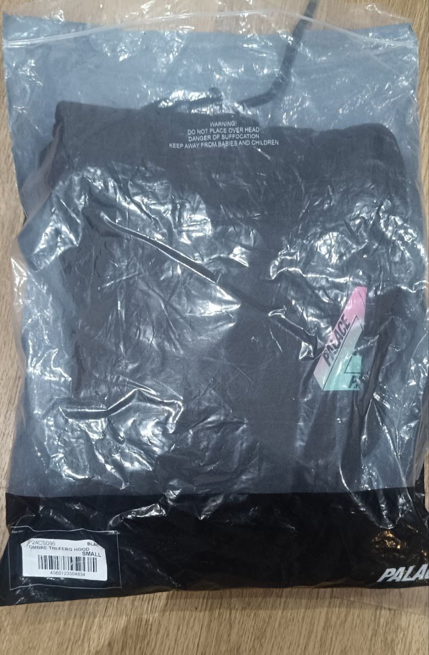 Palace Palace Ombre Tri-Ferg Hoodie Size US S / EU 44-46 / 1 - 3 Thumbnail