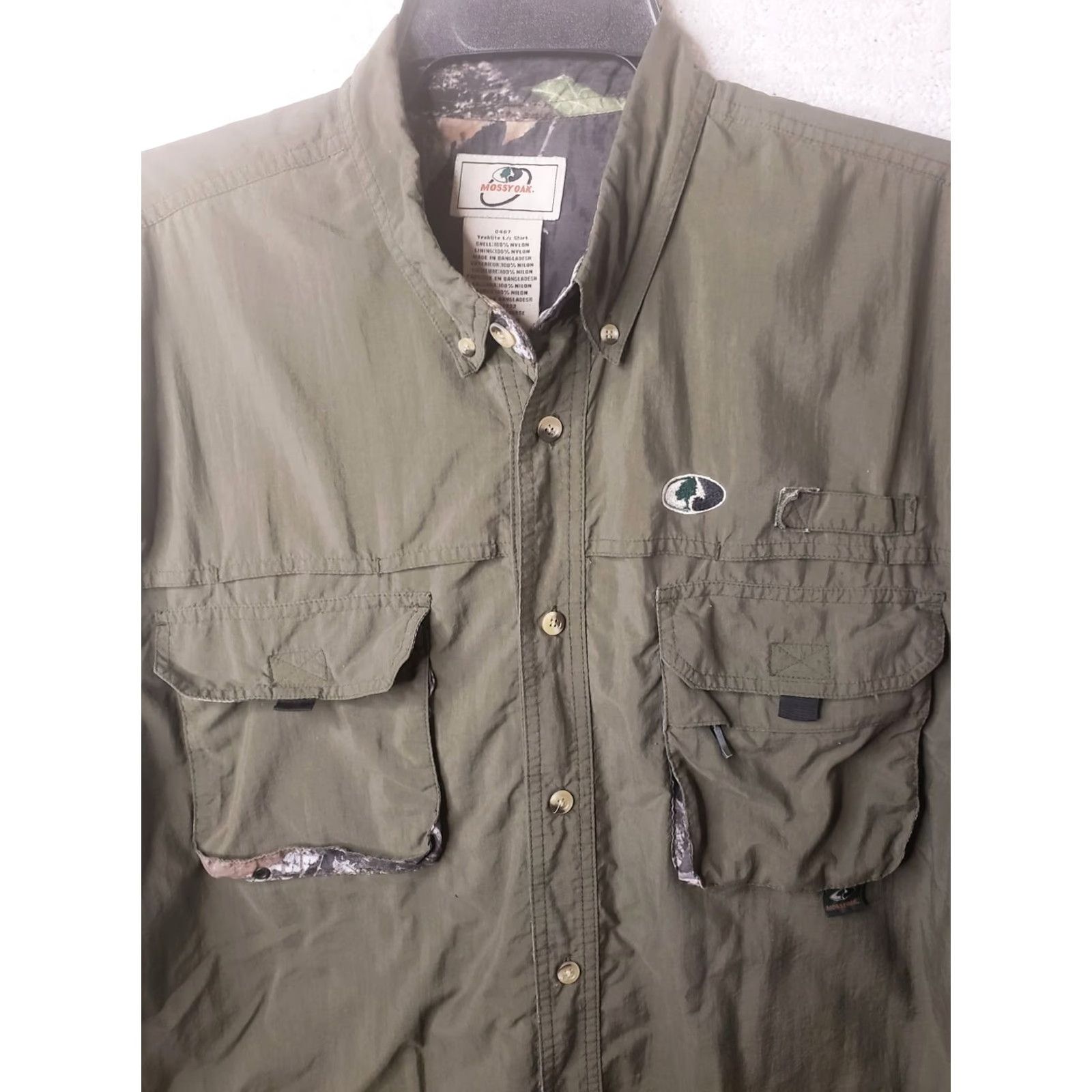 Vintage Mossy Oak Shirt Mens XL Green w Camo Trim Button Up Long Sleeve Nylon Size US XL / EU 56 / 4 - 3 Thumbnail