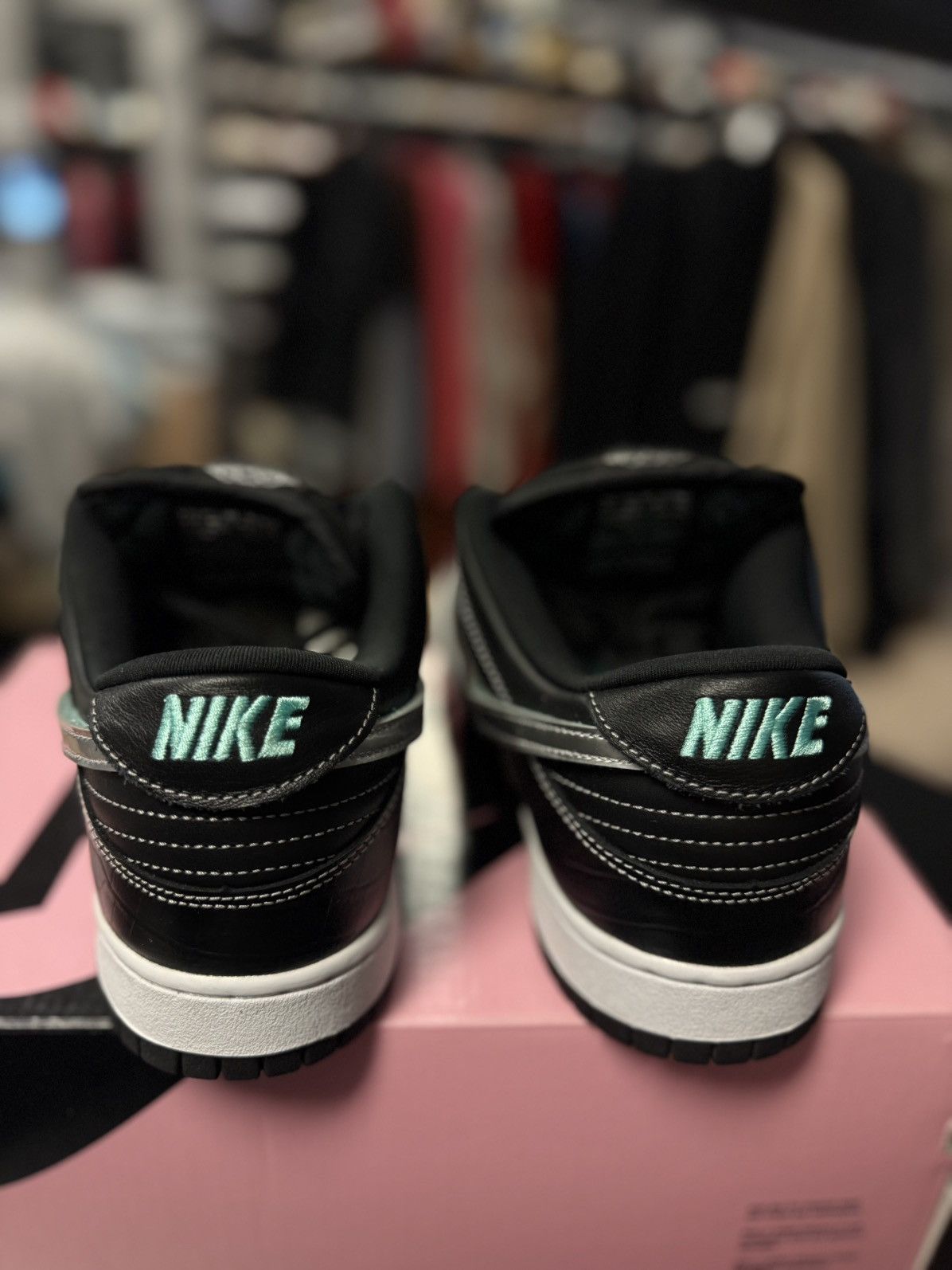 Diamond Supply Co. × Nike Size 11 - Nike Diamond Supply Co x Dunk SB Low Black Diamond Size US 11 / EU 44 - 8 Thumbnail