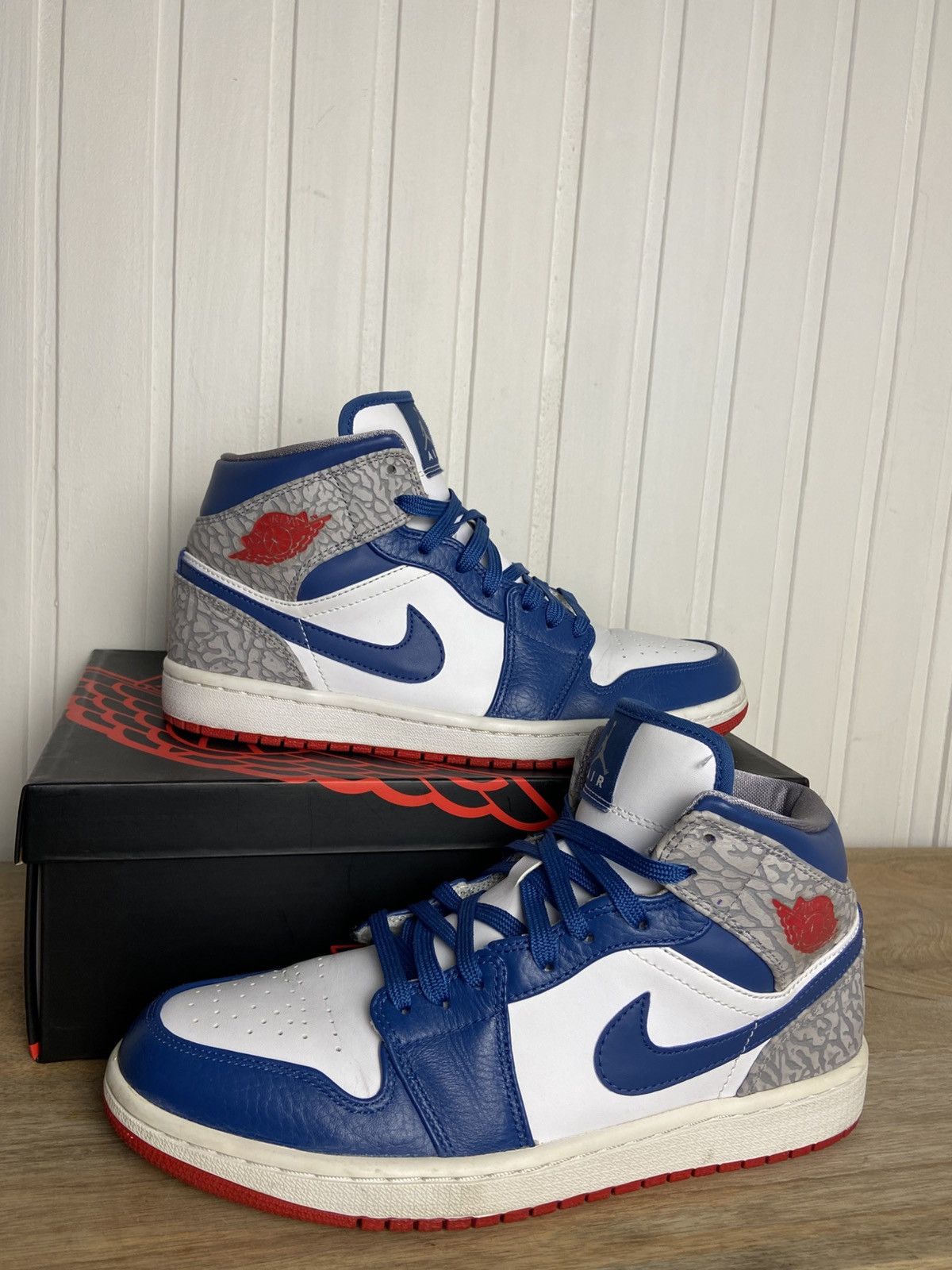 Jordan Brand Used Jordan 1 Retro Mid "True Blue" authentic size 8,5US Size US 8.5 / EU 41-42 - 13 Thumbnail