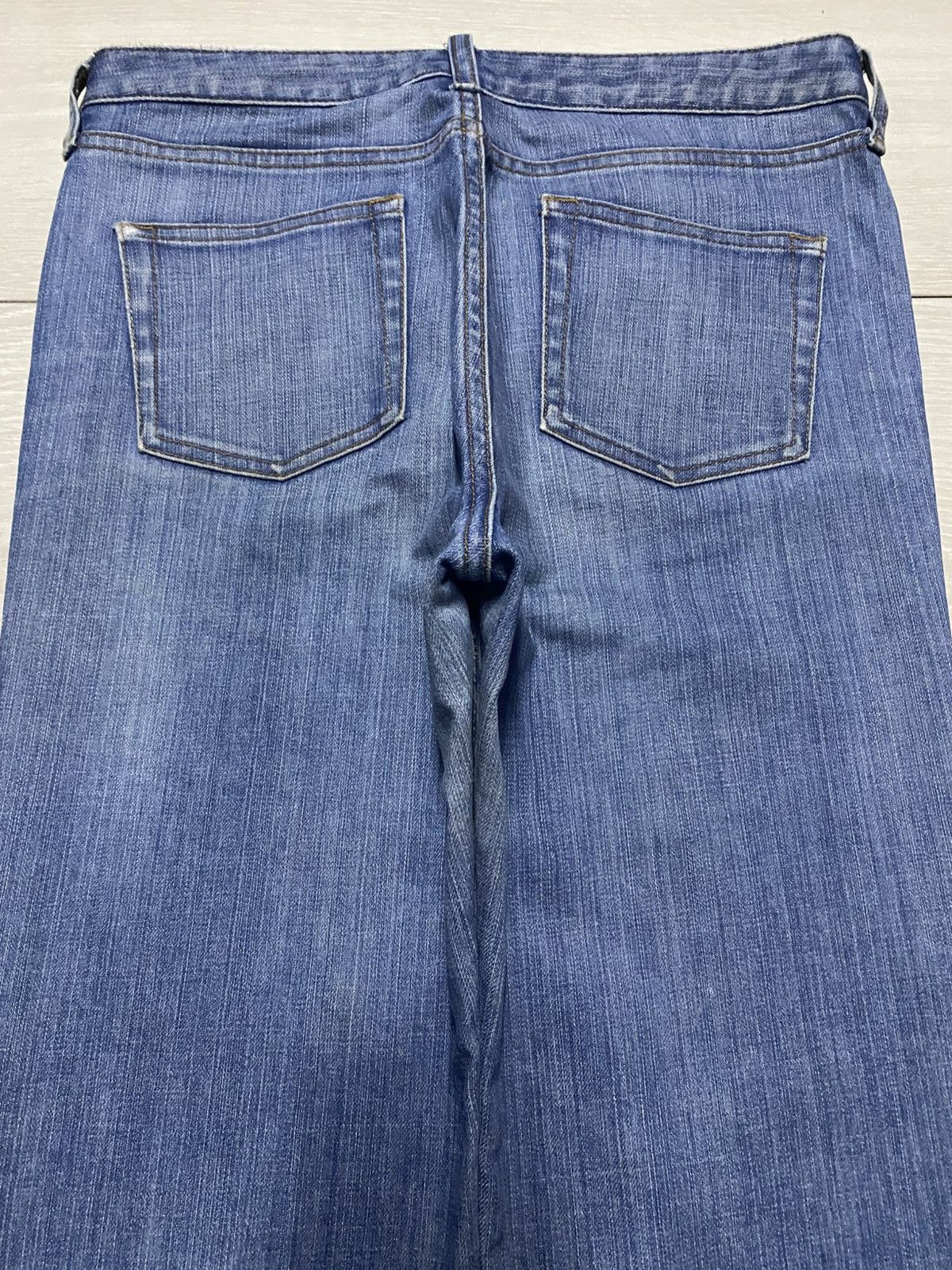Japanese Brand Vintage Japanese Brand Uniqlo Light Wash Flare Bootcut Jeans Size US 30 / EU 46 - 4 Thumbnail