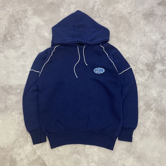 Vintage nike best sale small logo hoodie