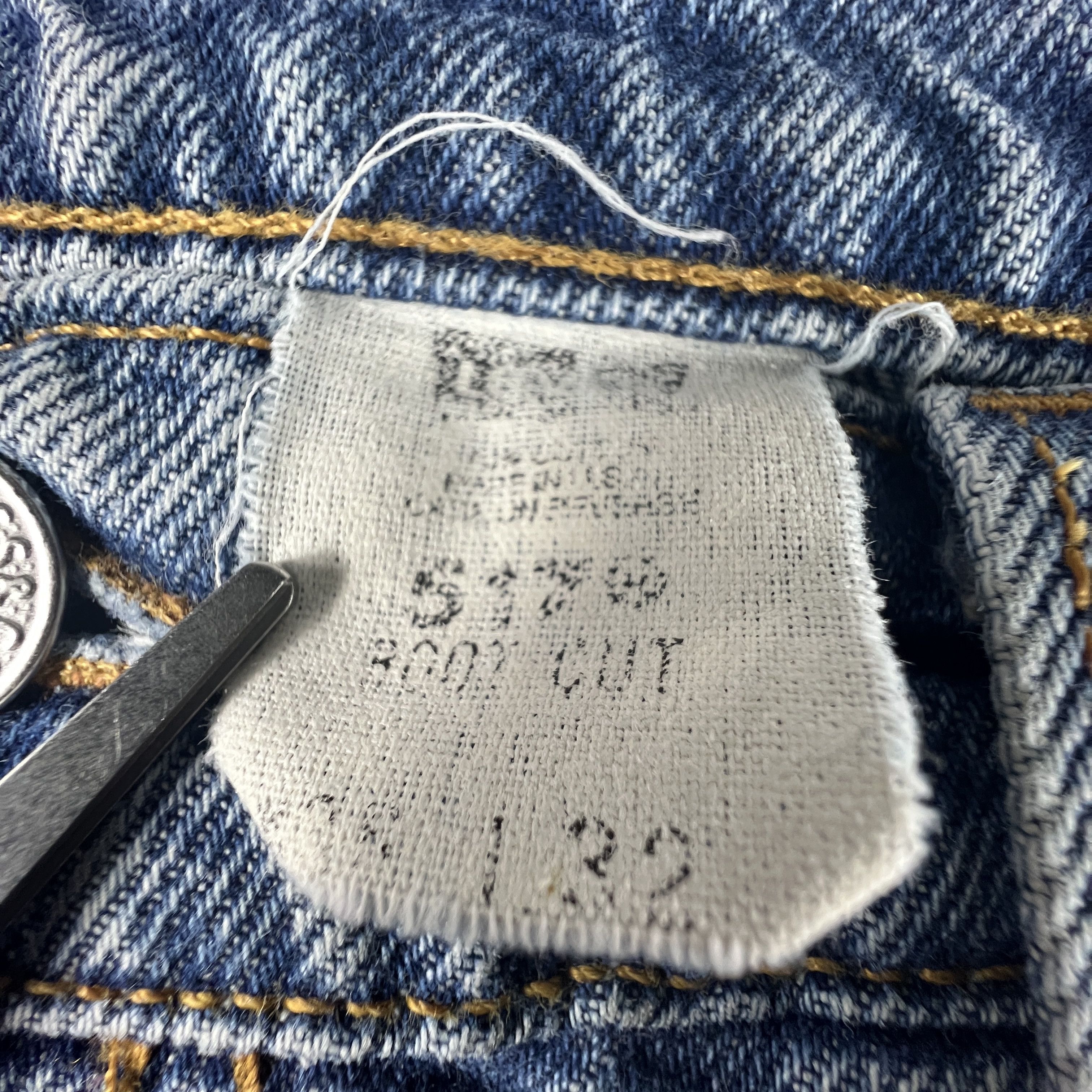 Levi's × Vintage VTG Levi's Jeans 517 Boot Cut Blue Faded Distressed Denim Size US 36 / EU 52 - 10 Thumbnail