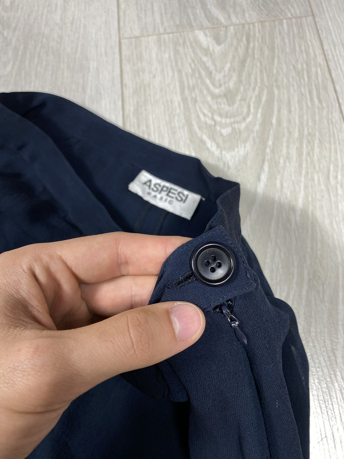 Aspesi × Vintage Aspesi Basic Ruffle Knee length Size 32" / US 10 / IT 46 - 11 Thumbnail