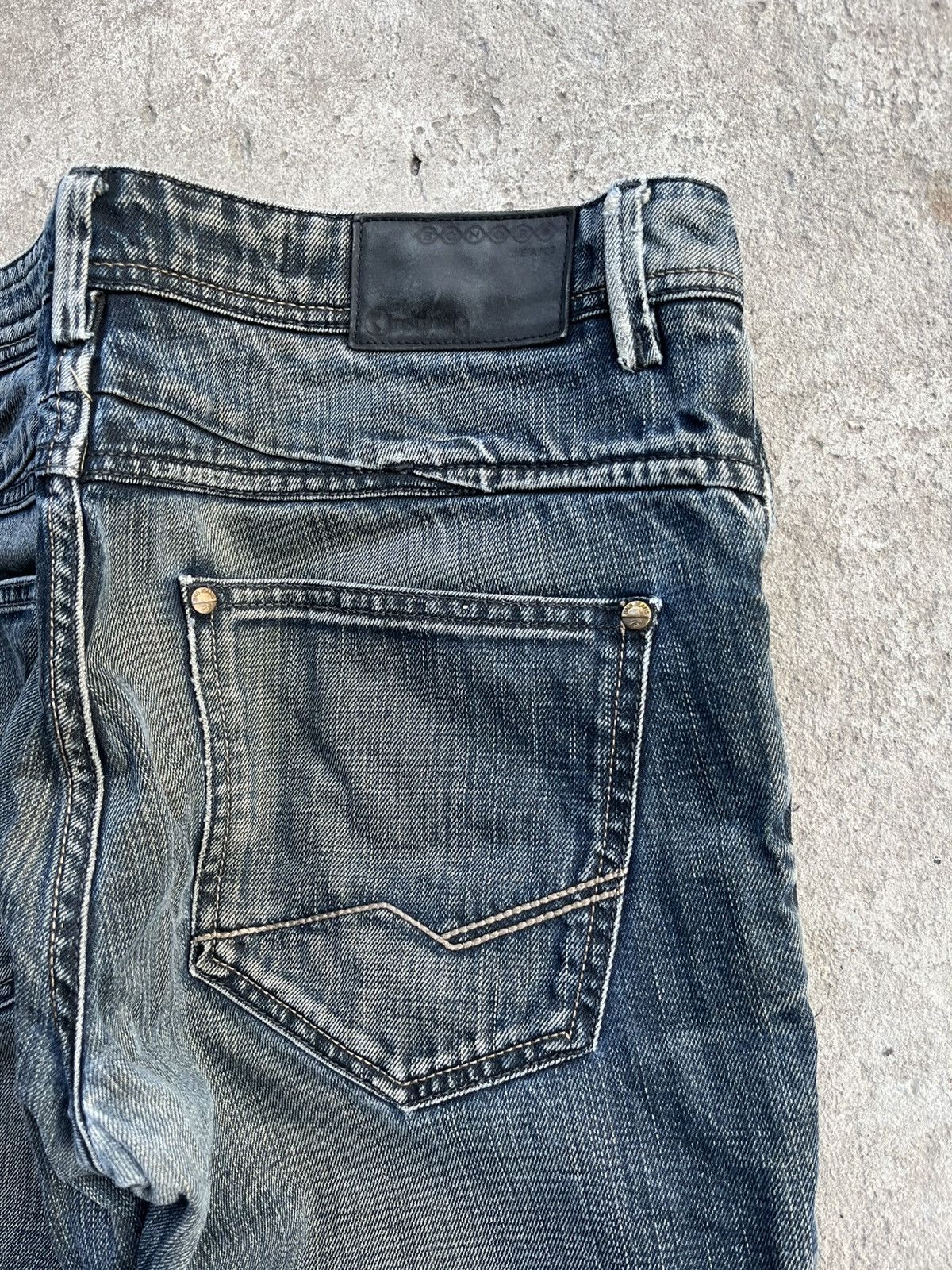 If Six Was Nine × Le Grande Bleu (L.G.B.) × Tornado Mart Japanese Distressed Balenciaga Style Y2K Jeans Faded Denim Size US 32 / EU 48 - 12 Thumbnail