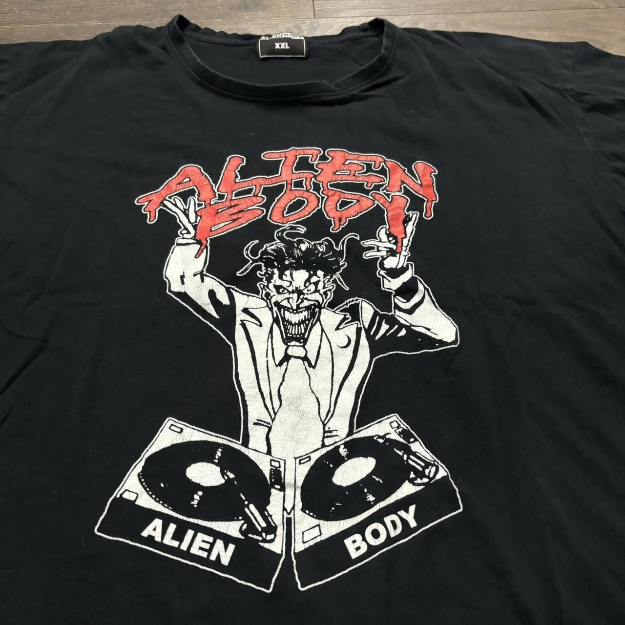 Designer Classic Alien Body T Shirt 00s Size US XXL / EU 58 / 5 - 1 Thumbnail