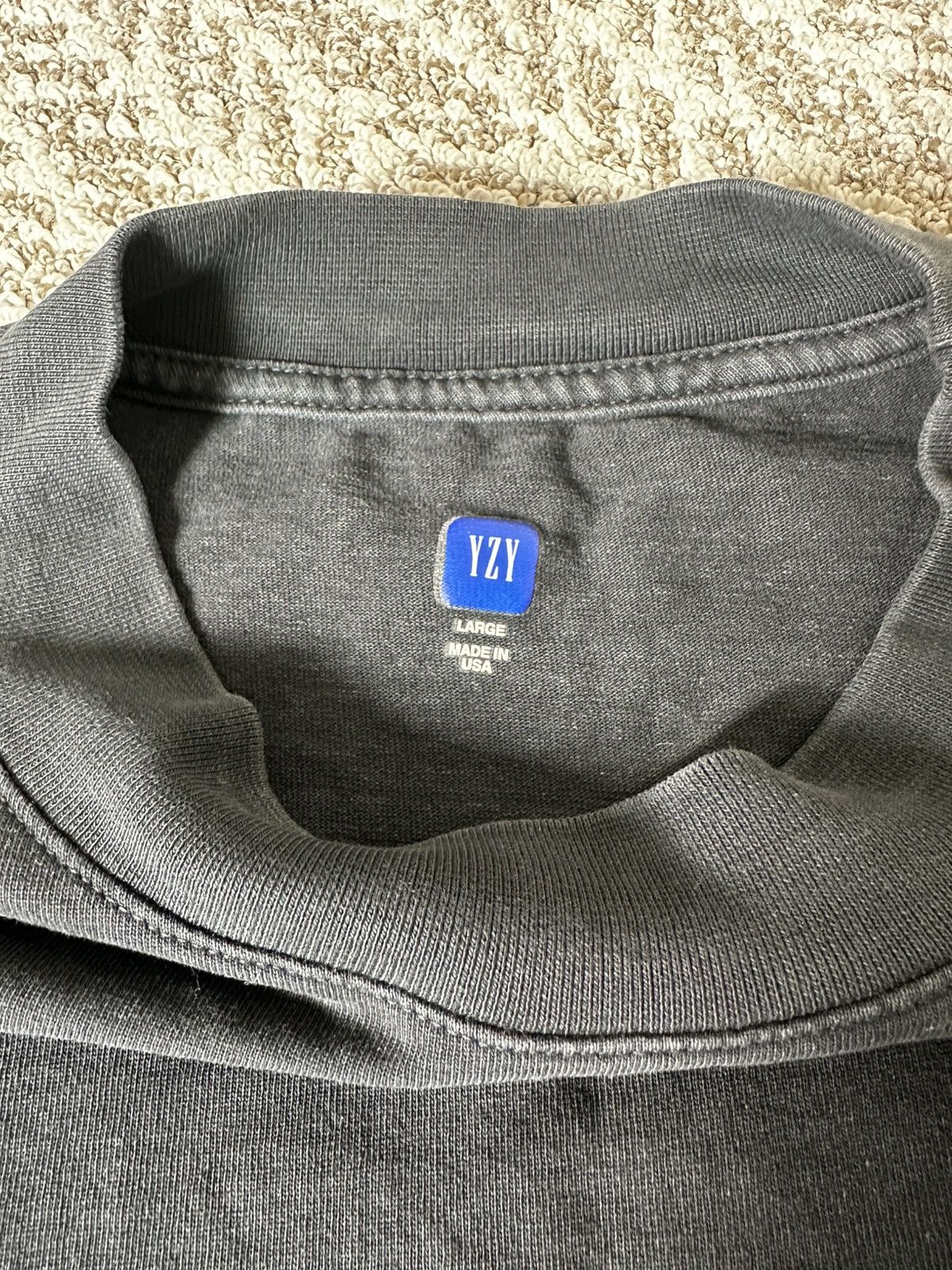 Balenciaga × Gap × Yeezy Yeezy Gap oversized tee black Size US L / EU 52-54 / 3 - 3 Thumbnail