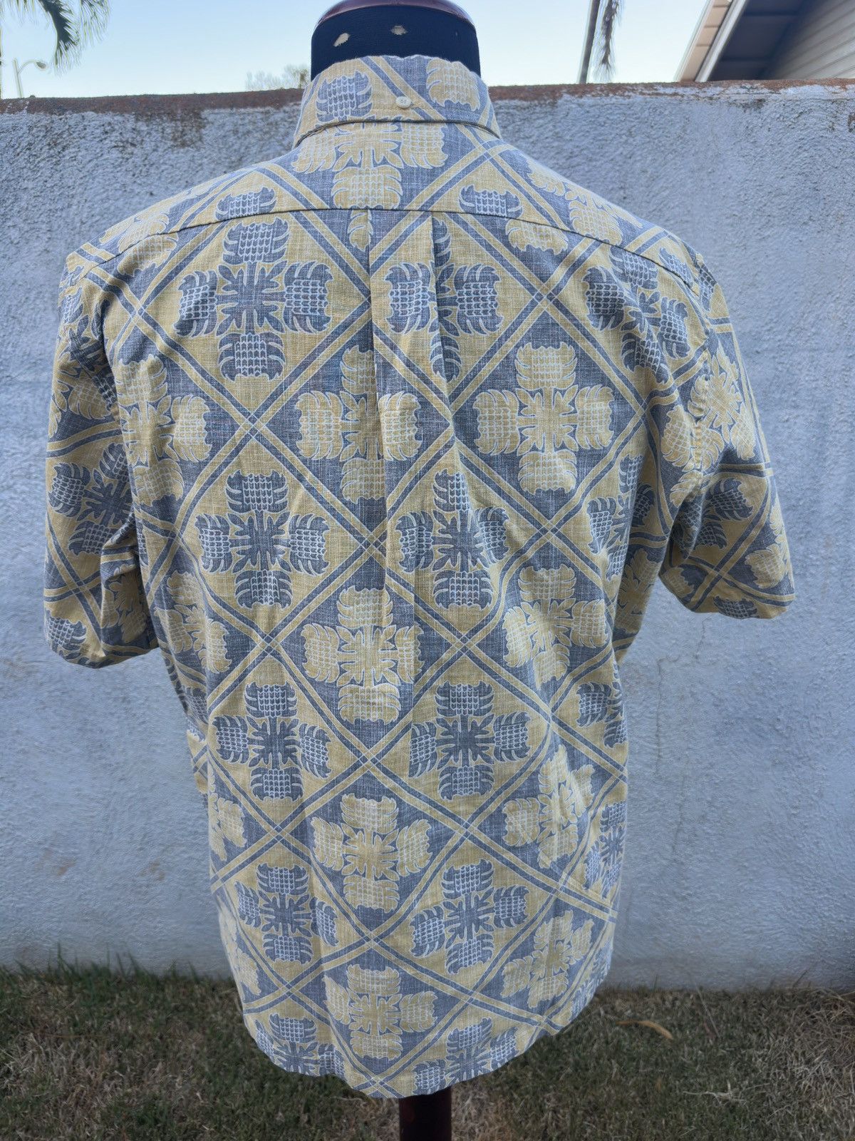 Reyn Spooner Reyn Spooner "Kiewit Hawaii Sign" Yellow/Blue Classic Medium Size US M / EU 48-50 / 2 - 2 Thumbnail