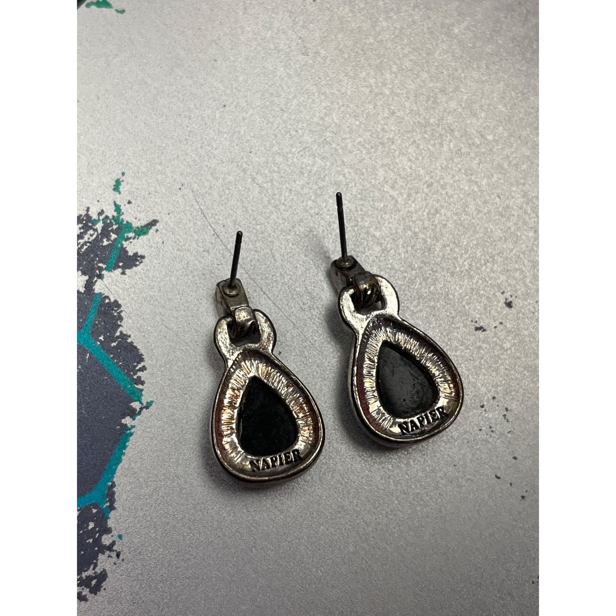 Other Napier VTG black tear drop stone dtuded earrings SKU 9848 Size ONE SIZE - 6 Thumbnail