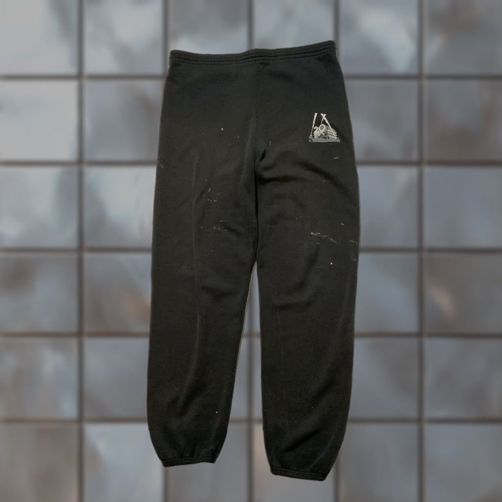 Hanes VINTAGE Hanes 20th Century Fox Studios Film Movie Black Jogger Sweatpants XL Men Size US 36 / EU 52 - 1 Thumbnail