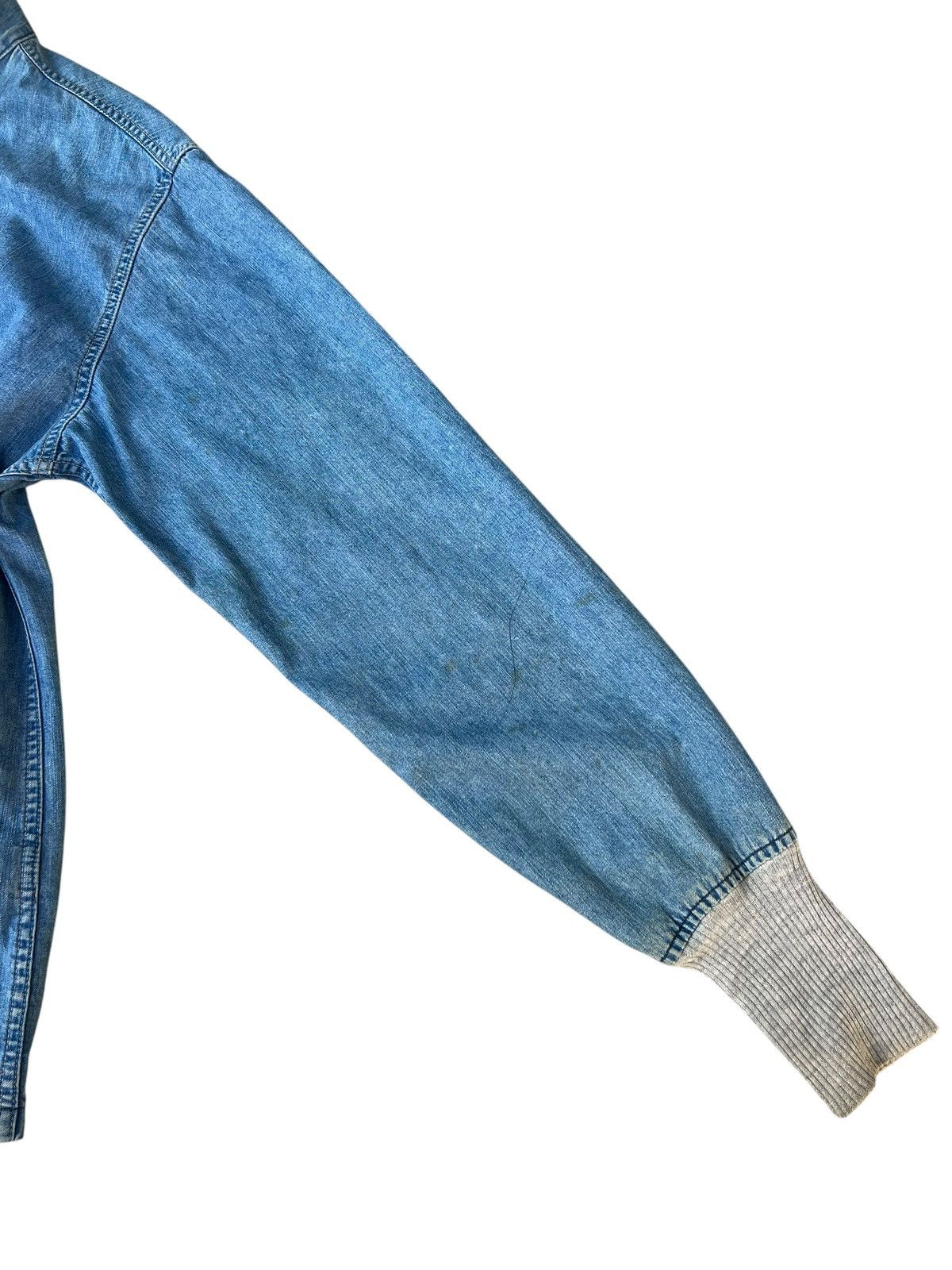 Blue Blue Japan Vintage Blue Blue Japan Dirty Mud Stains Denim Jacket Size US L / EU 52-54 / 3 - 13 Thumbnail