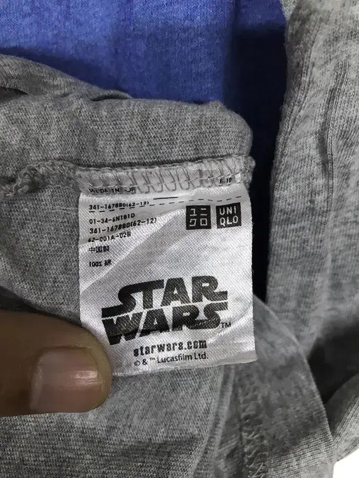 Star Wars Uniqlo x Star Wars Tshirts Size US XL / EU 56 / 4 - 6 Thumbnail