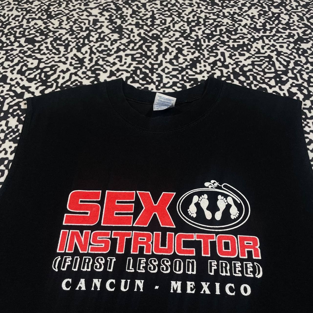 Vintage Vintage Y2K Sex Instructor Sleeveless Porn Star Style Size US L / EU 52-54 / 3 - 2 Thumbnail