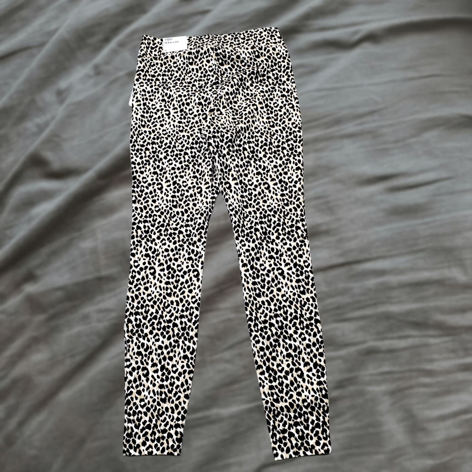 Old Navy Old Navy Stevie Leggings Women Small Multi Leopard Print Rayon Stretch High Rise Size 28" / US 6 / IT 42 - 1 Thumbnail