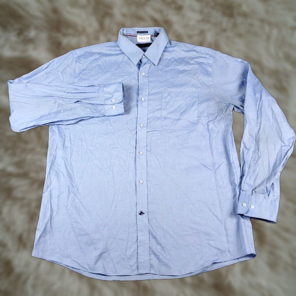 Tommy Hilfiger Tommy Hilfiger Dress Shirt Mens 17.5 Blue Long Sleeve Button Up Collared 100% Cotton Regular Fit Vintage: No (If using vintage rule) Size 46R - 1 Thumbnail