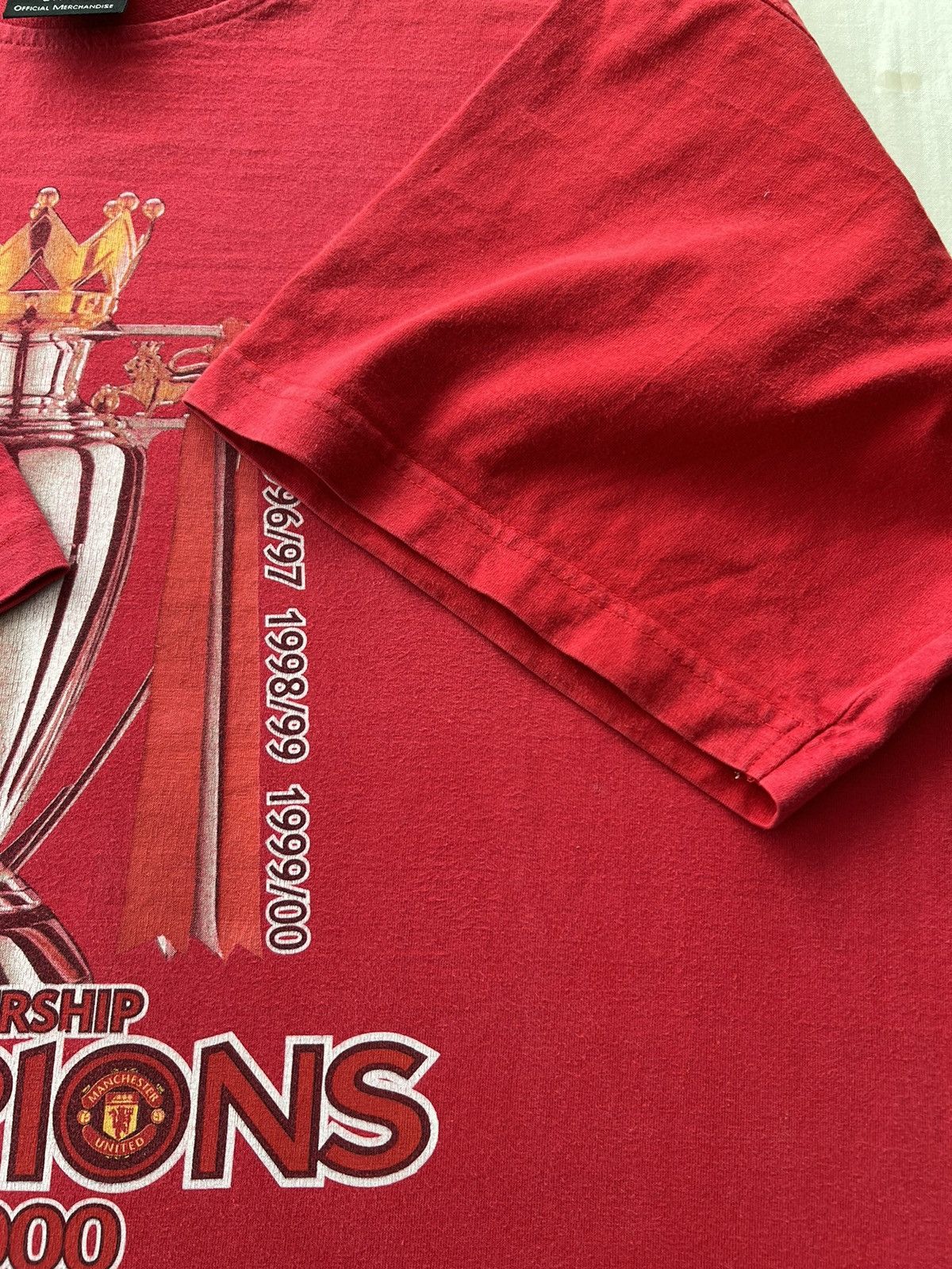 Vintage Vintage Manchester United The Premiership Champions 1999 Size US XL / EU 56 / 4 - 6 Thumbnail