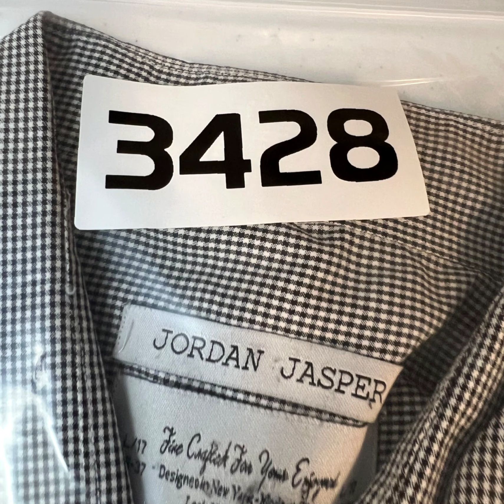 Jordan Brand Jordan Jasper Mens Gray Gingham Long Sleeve Button-Up Shirt Size 17 36-37 Size US L / EU 52-54 / 3 - 8 Thumbnail