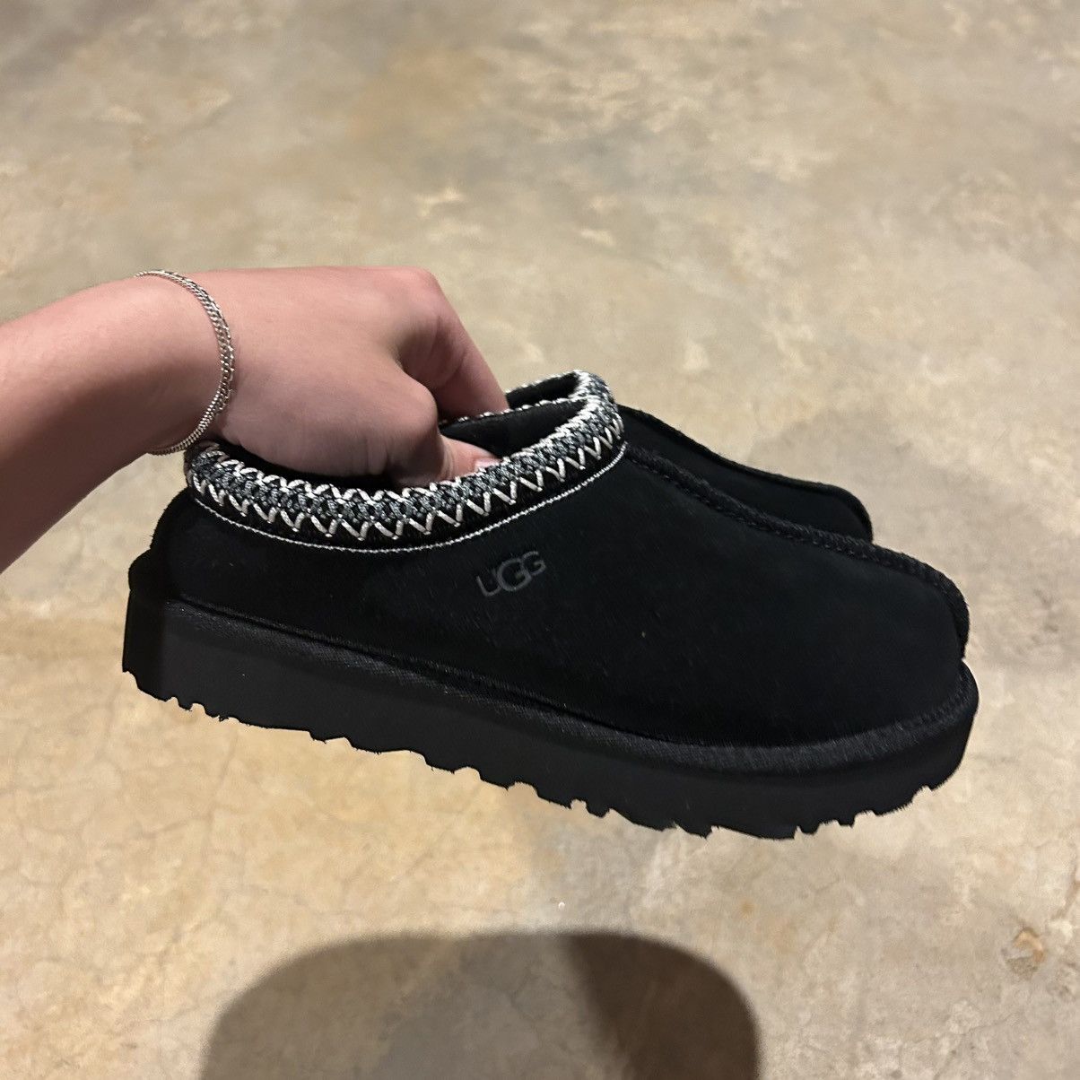 Ugg Brand New Women’s Ugg Tasman Slipper Black US 5 Size US 5 / IT 35 - 8 Thumbnail