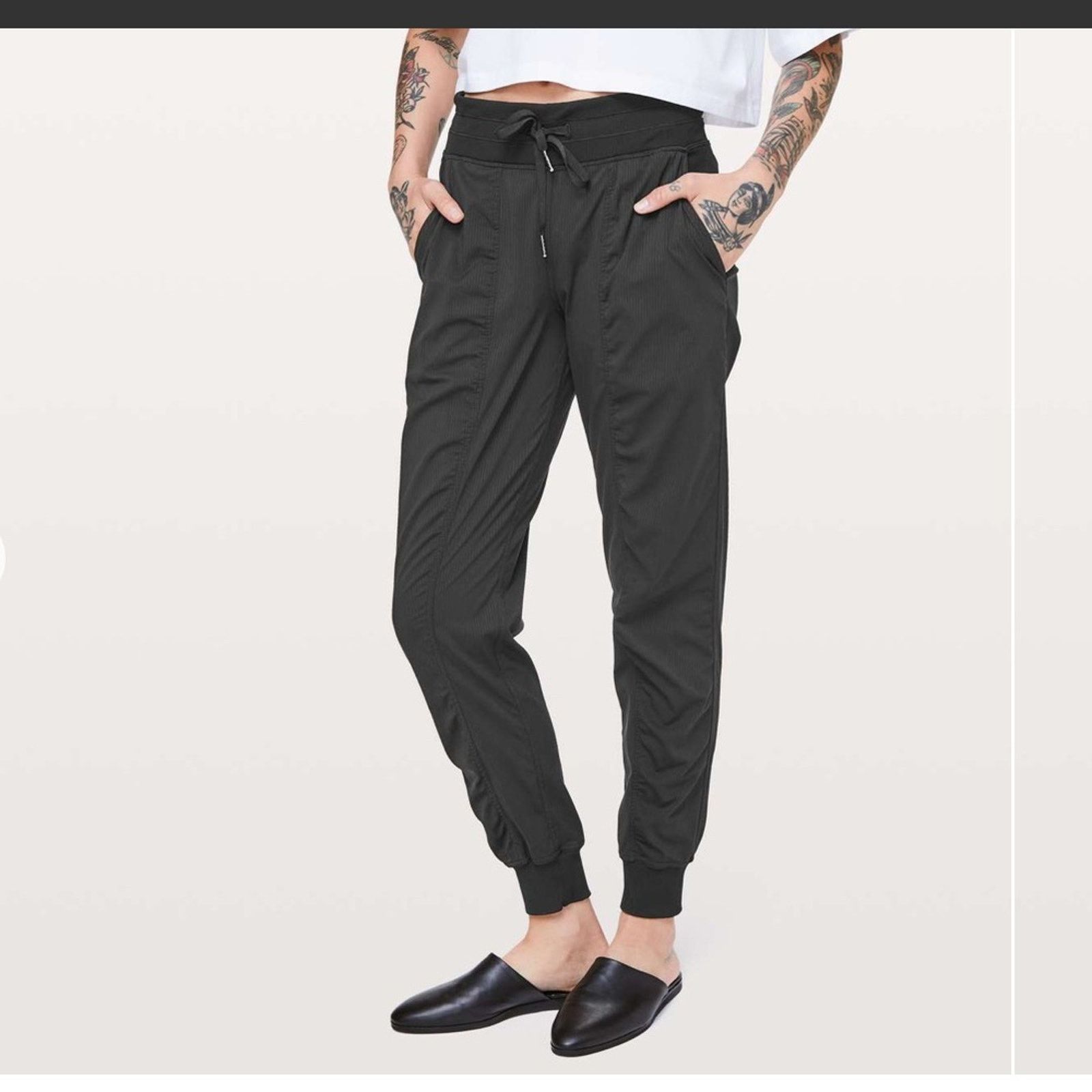 Lululemon Lululemon Dance Studio Jogger 29" – Black – Size 4 – EUC Size 27" / US 4 / IT 40 - 1 Thumbnail