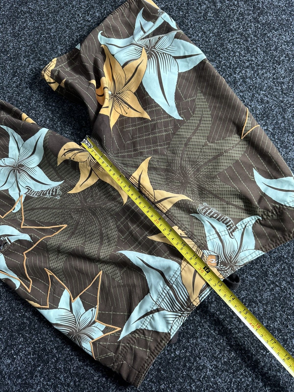 Ripcurl × Vintage 🚨Vintage RIPCURL OVER PRINT Japanese Surf style Shorts Size US 29 - 11 Thumbnail