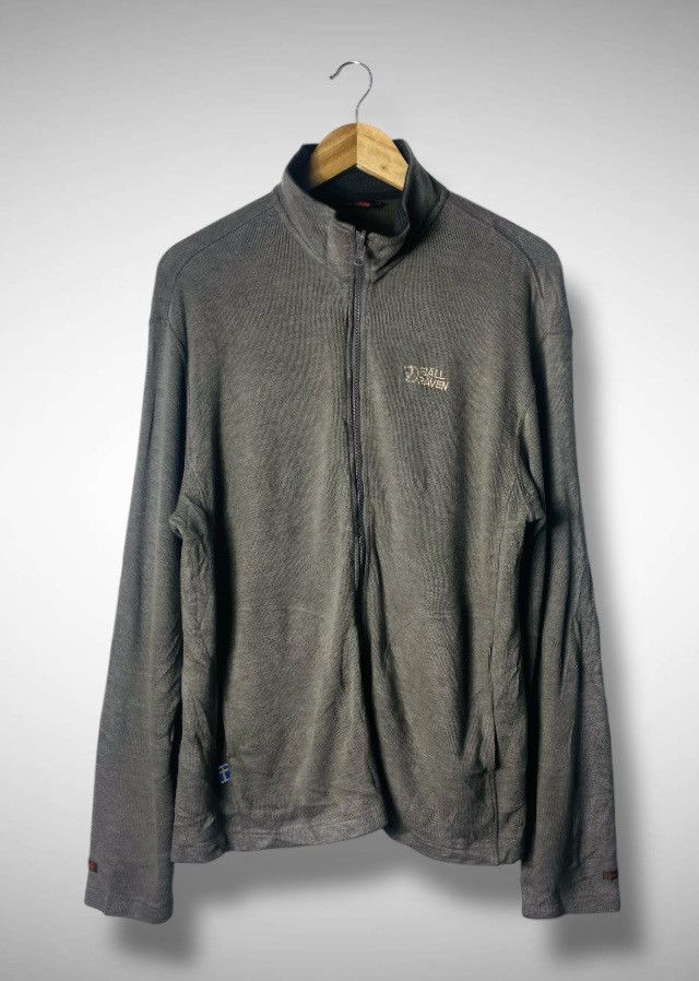 Fjallraven Vintage Fjallraven Zipper Sweatshirt Size US L / EU 52-54 / 3 - 1 Thumbnail