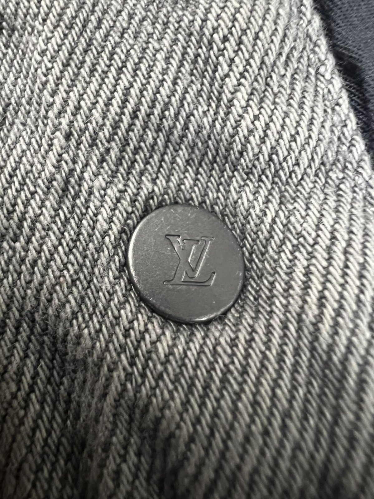 Louis Vuitton LOUIS VUITTON AW19 DENIM JEANS GREY JACKET SZ:50 Size US L / EU 52-54 / 3 - 5 Thumbnail
