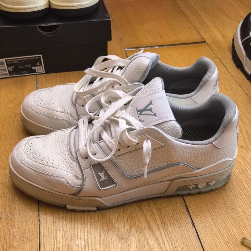 Louis Vuitton Louis Vuitton Trainer Stylish Sneakers for Men and Women -2 Size US 10 / EU 43 - 1 Thumbnail
