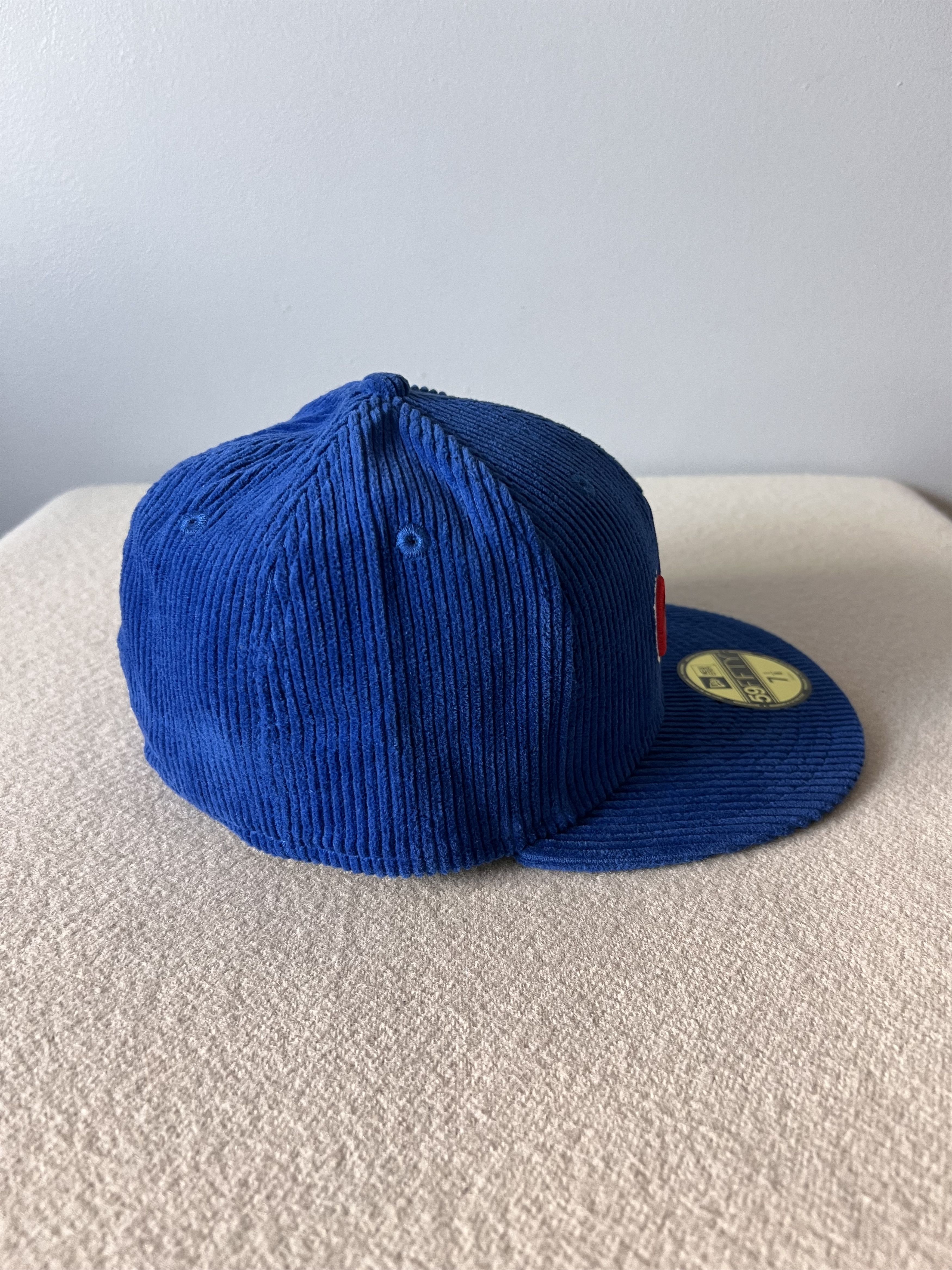 New Era 7 1/8 New Era Montreal Expos Corduroy Fitted Hat Size ONE SIZE - 3 Thumbnail