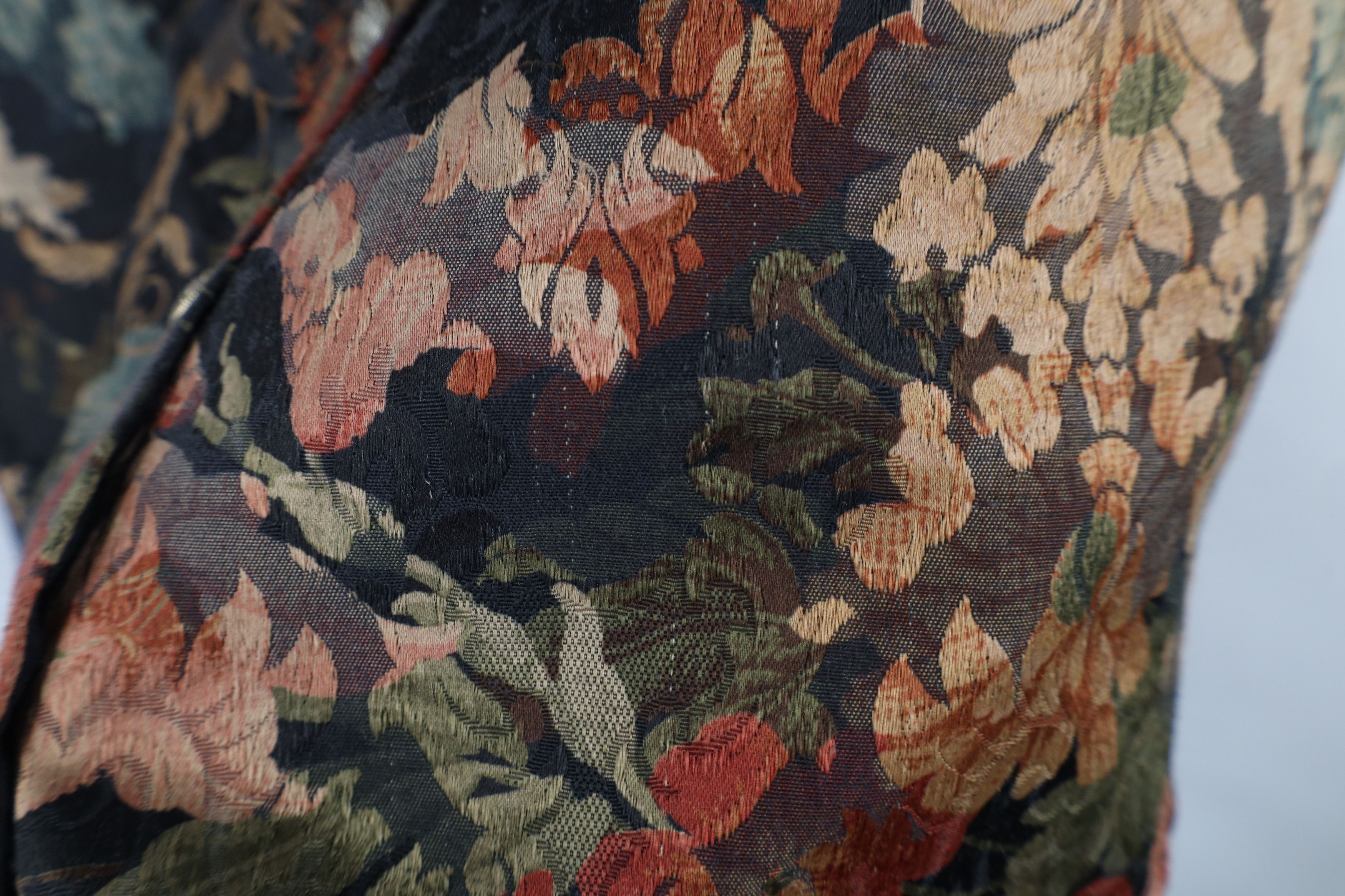 Vintage Vintage 90s Streetwear Floral Tapestry Vest Jacket USA Size XL / US 12-14 / IT 48-50 - 6 Thumbnail