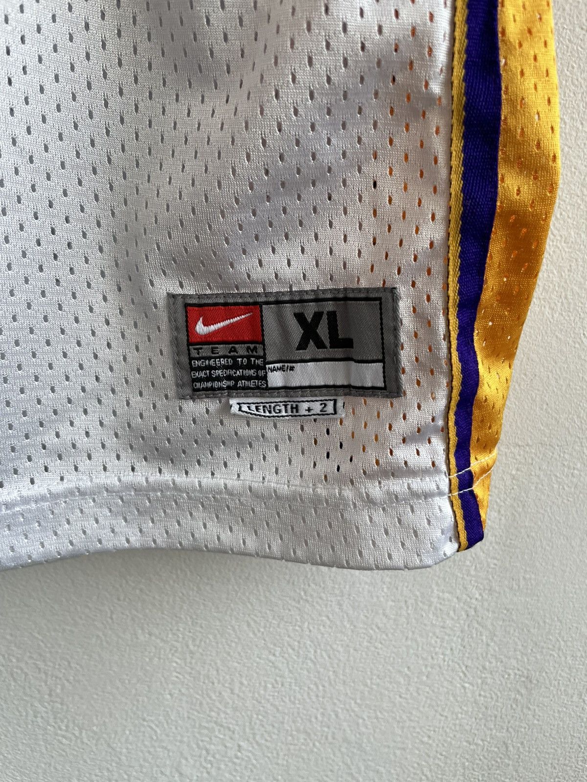 Nike LOS ANGELES LAKERS #8 KOBE BRYANT BASKETBAL NBA SHIRT JERSEY Size US XL / EU 56 / 4 - 3 Thumbnail