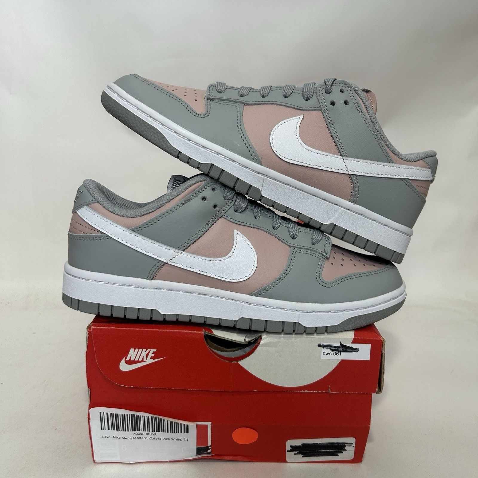 Nike Nike Dunk Low Retro WMNS “Soft Grey Oxford Pink” DM8329-600 Size US 7.5 / IT 37.5 - 1 Thumbnail