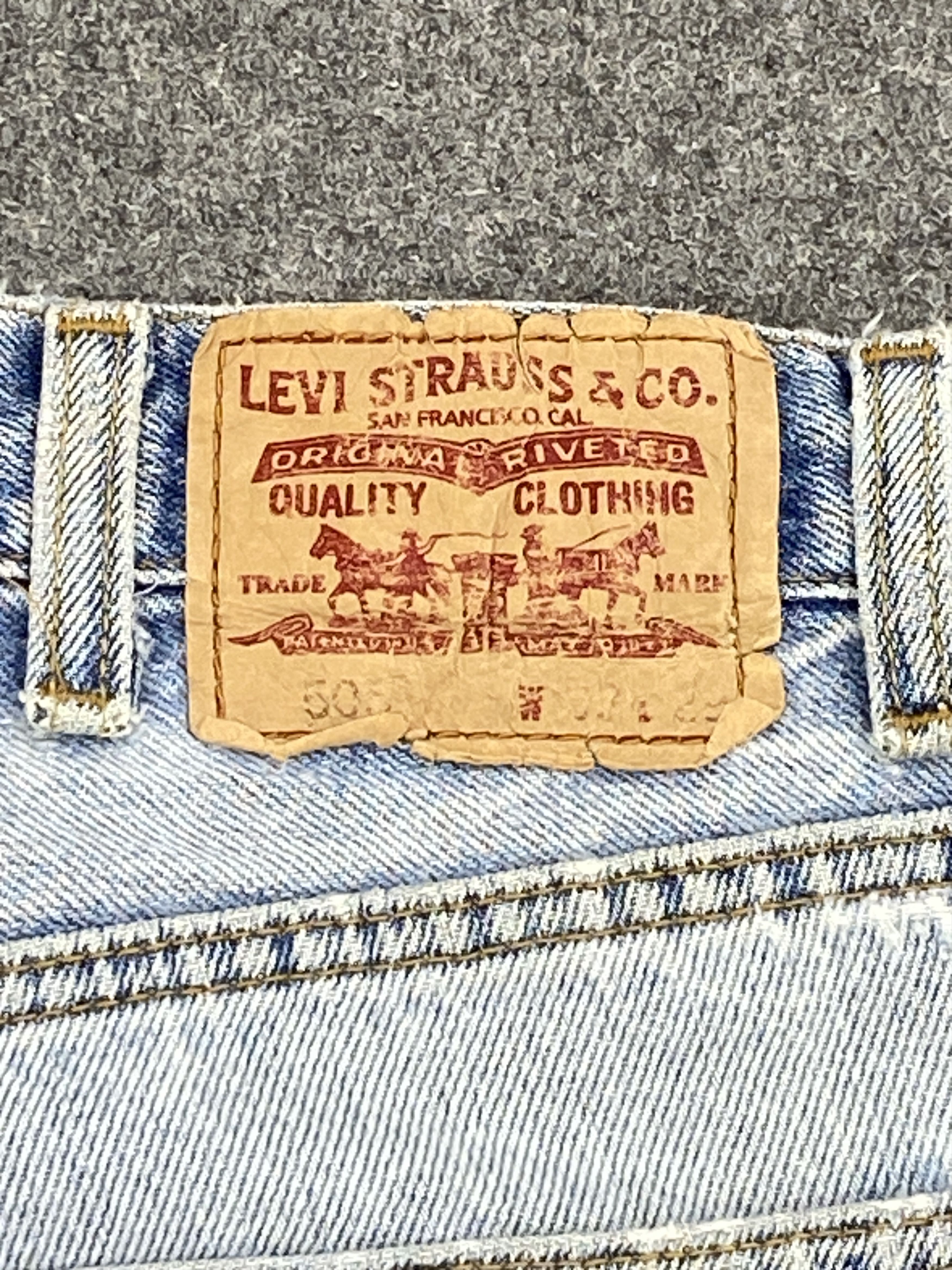 Levi's Vintage Levis 505 Distressed Light Blue Jeans DP2611 Size US 36 / EU 52 - 5 Thumbnail