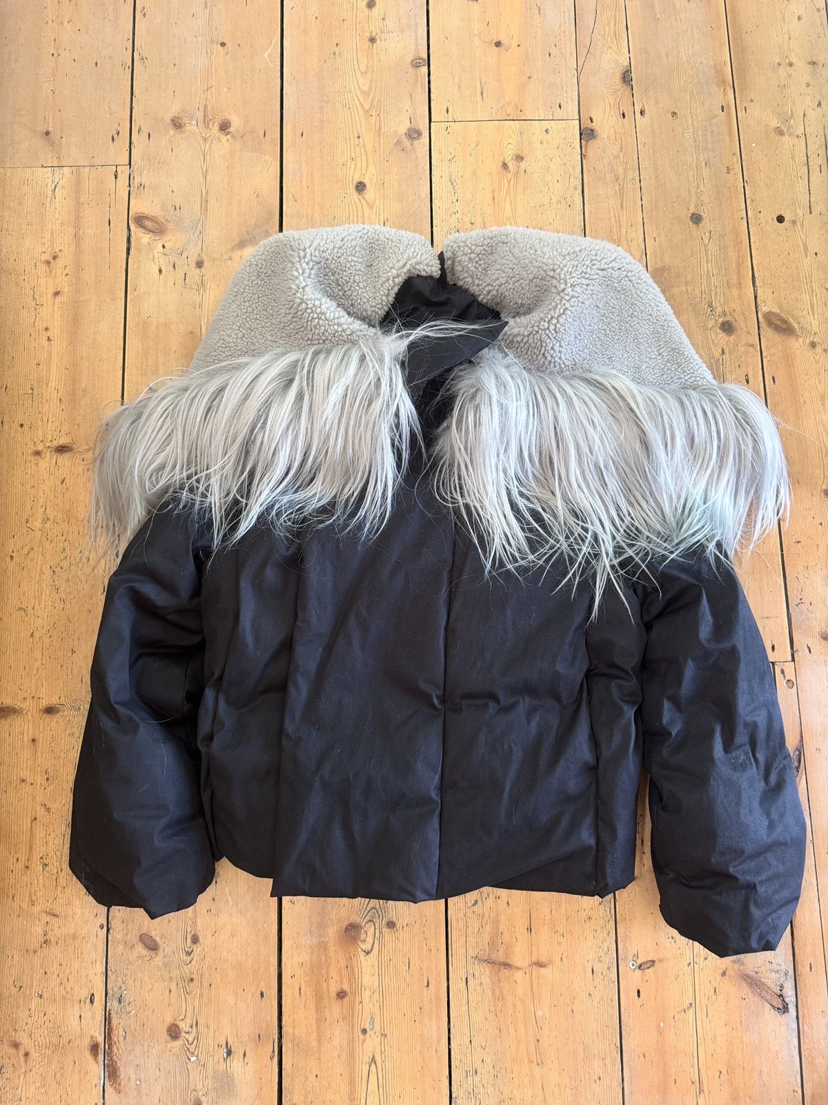 Strobe Secret parka with goat fur and shearling hood