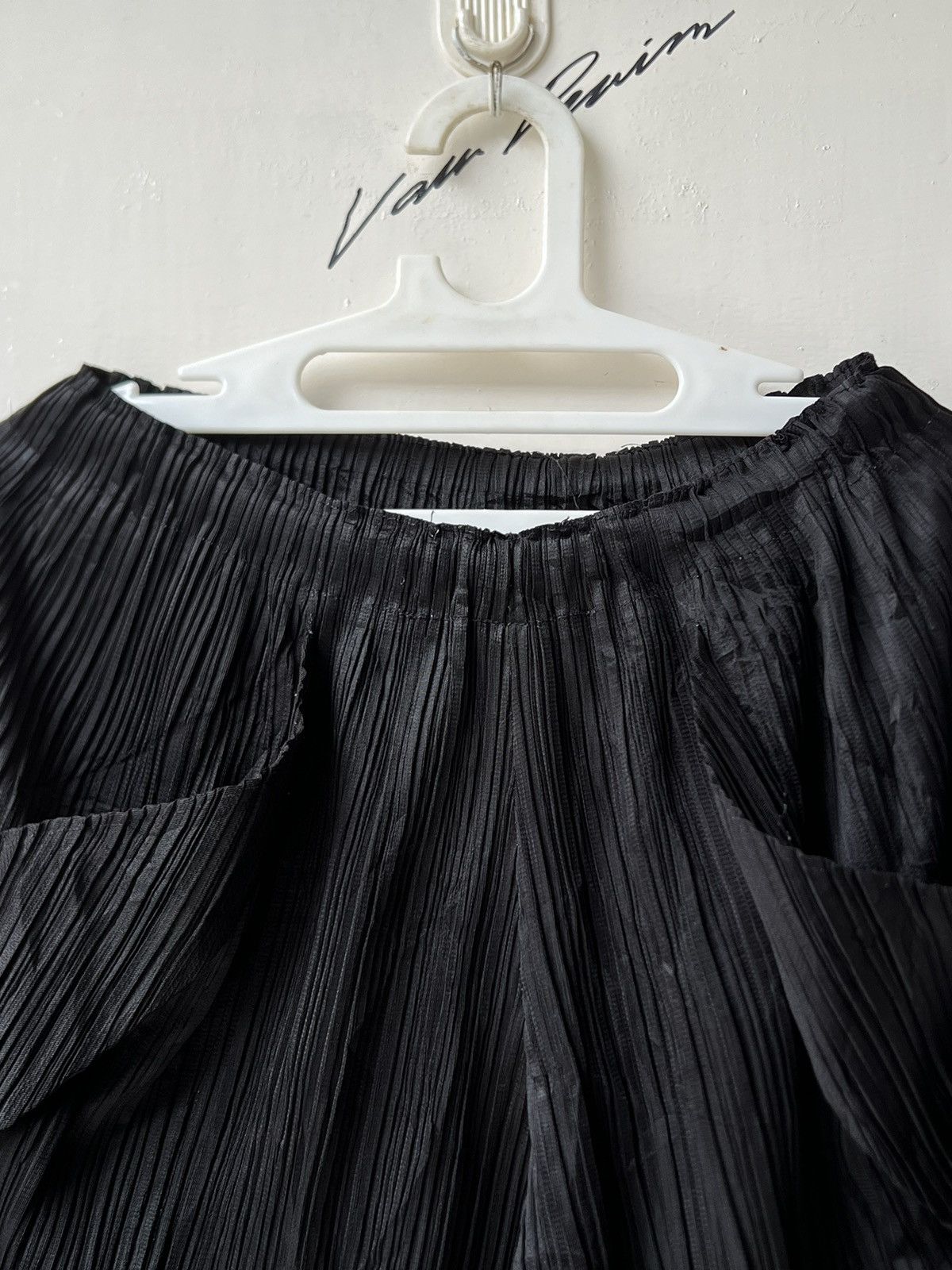 Issey Miyake Issey Miyake Pleats Please Pocket Black Pants Size US 27 - 3 Thumbnail