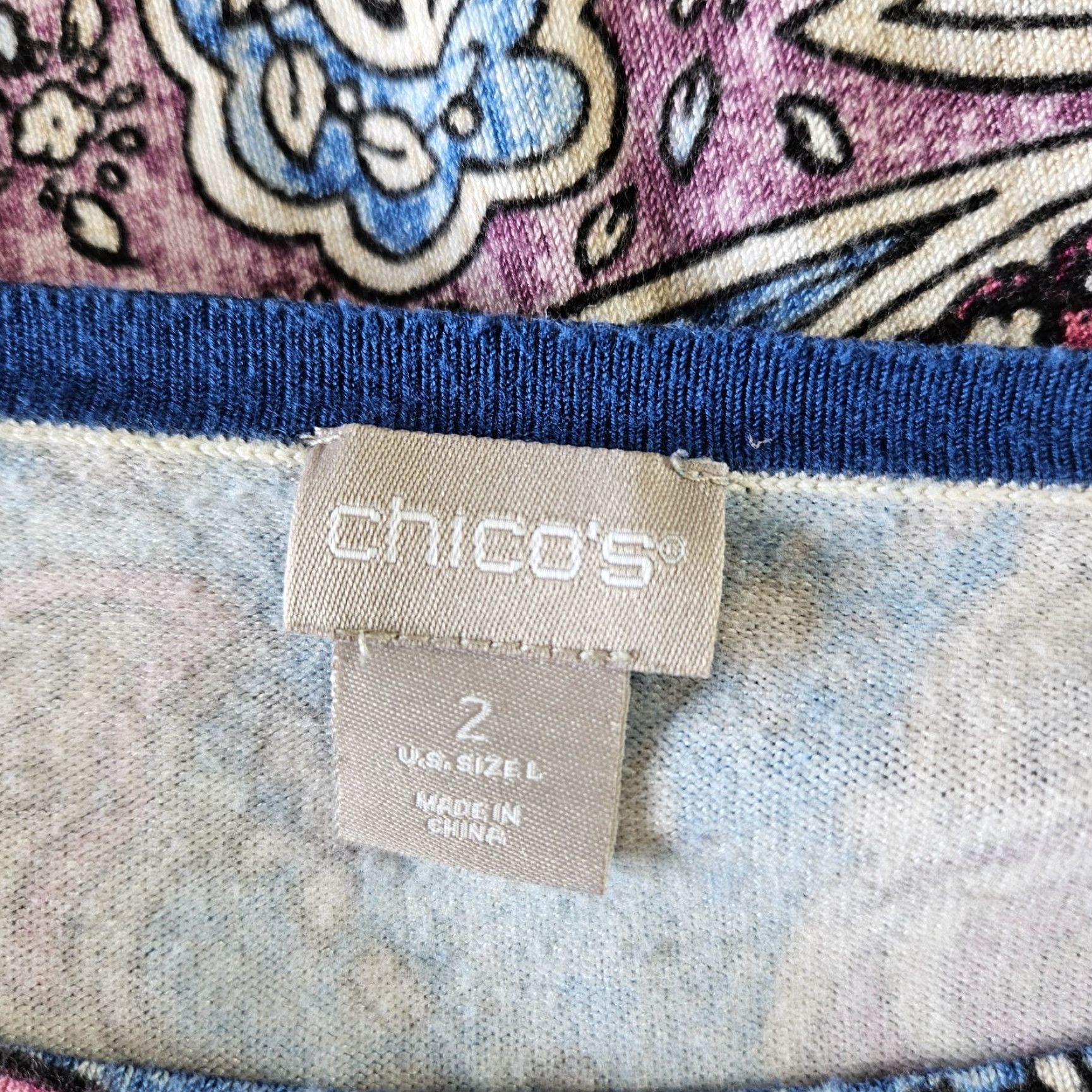 Vintage Chico's Womens Sweater L Blue Purple Paisley Long Sleeve Rayon Blend Pullover Adults Womens Size L / US 10 / IT 46 - 5 Thumbnail