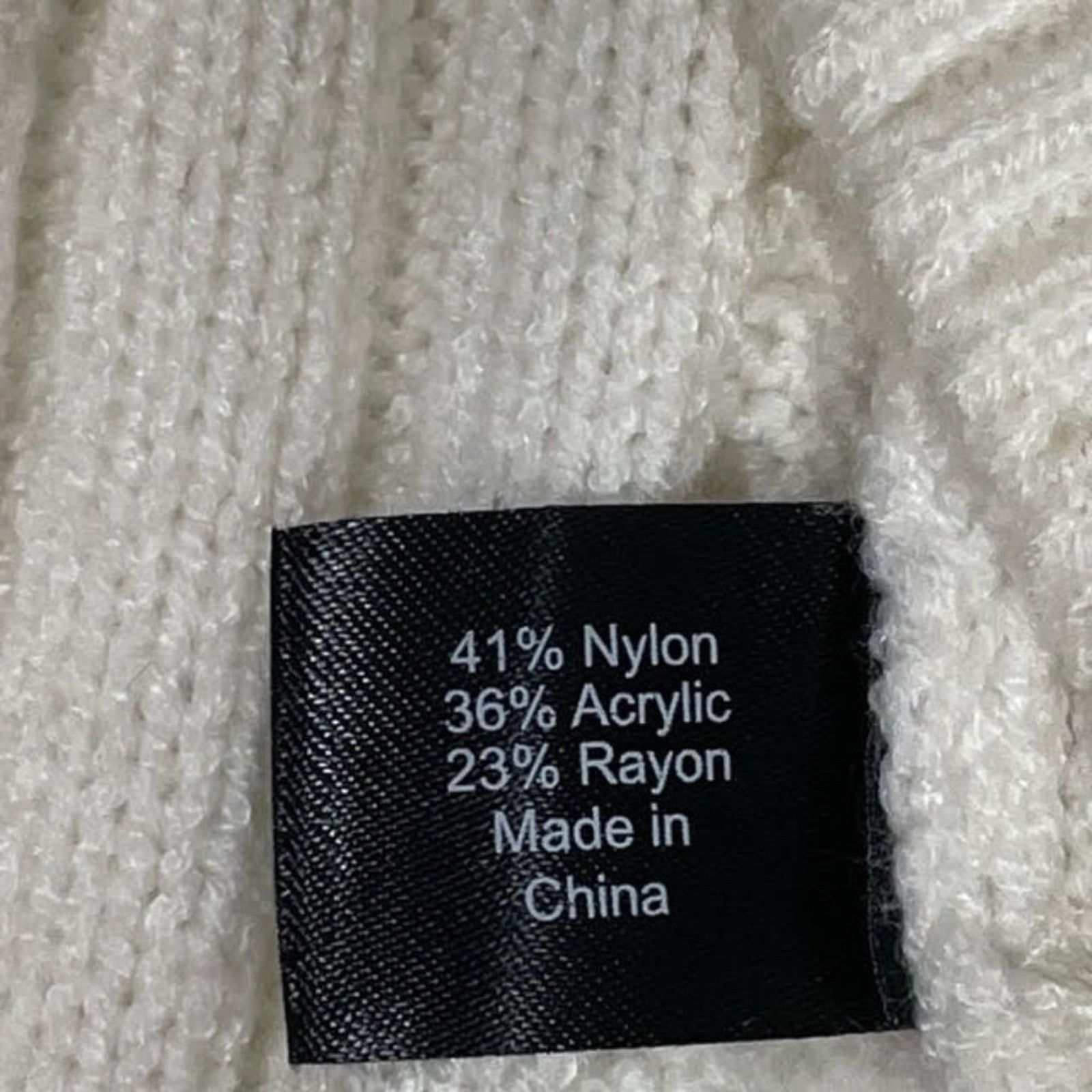 Other Lane Bryant White Cold Shoulder Knit Sweater Size 18/20 Size XXL / US 16-18 / IT 52-54 - 4 Thumbnail