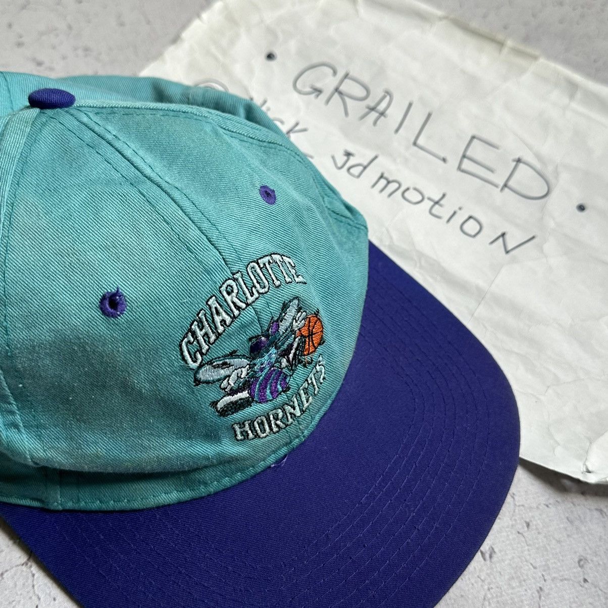 NBA × Vintage Vintage 90s NBA Charlotte Hornets SnapBack Hat Size ONE SIZE - 9 Thumbnail