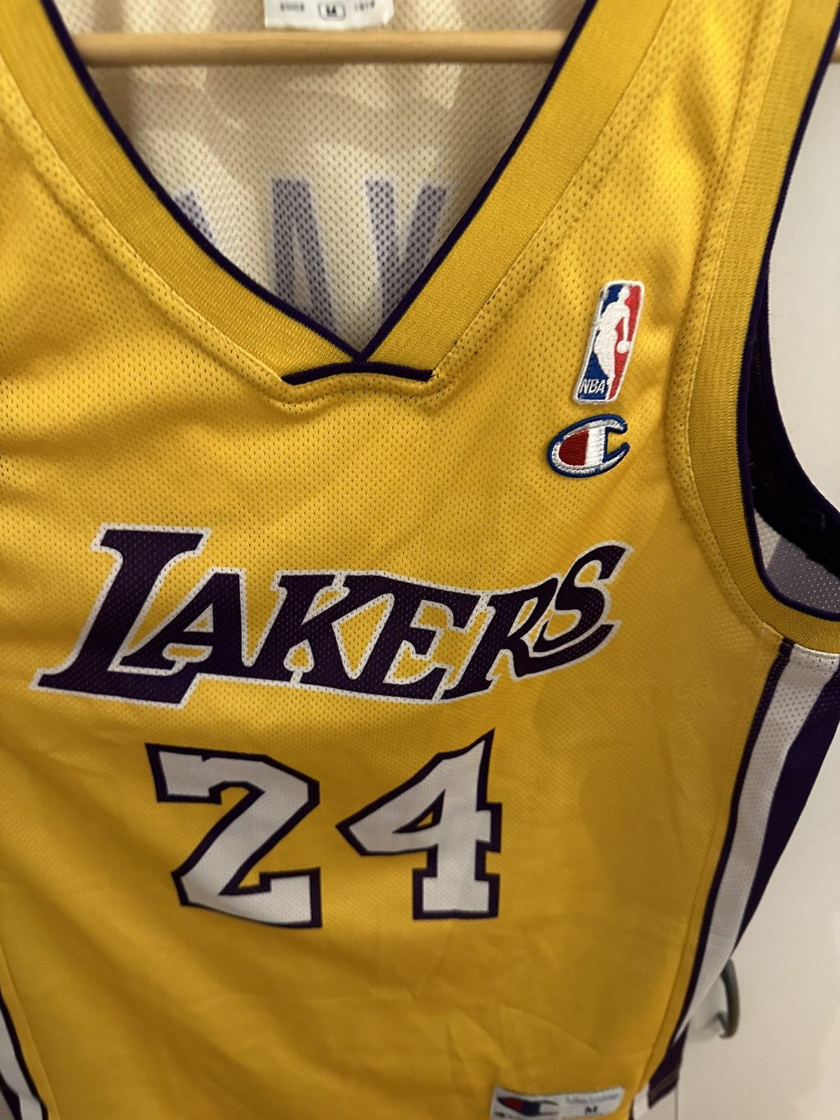 Champion Champion Jersey Los Angeles Lakers Size M NBA Kobe Bryant 24 Size US M / EU 48-50 / 2 - 6 Thumbnail