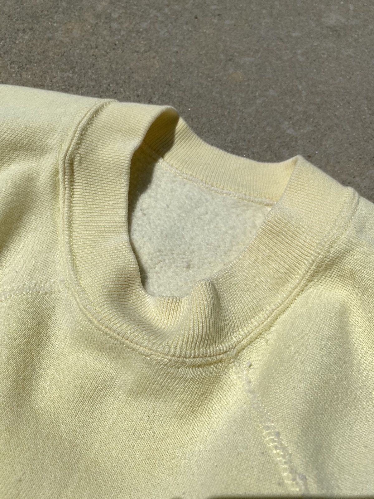 Vintage VINTAGE 1970’s Blank Crewneck Size US S / EU 44-46 / 1 - 4 Thumbnail