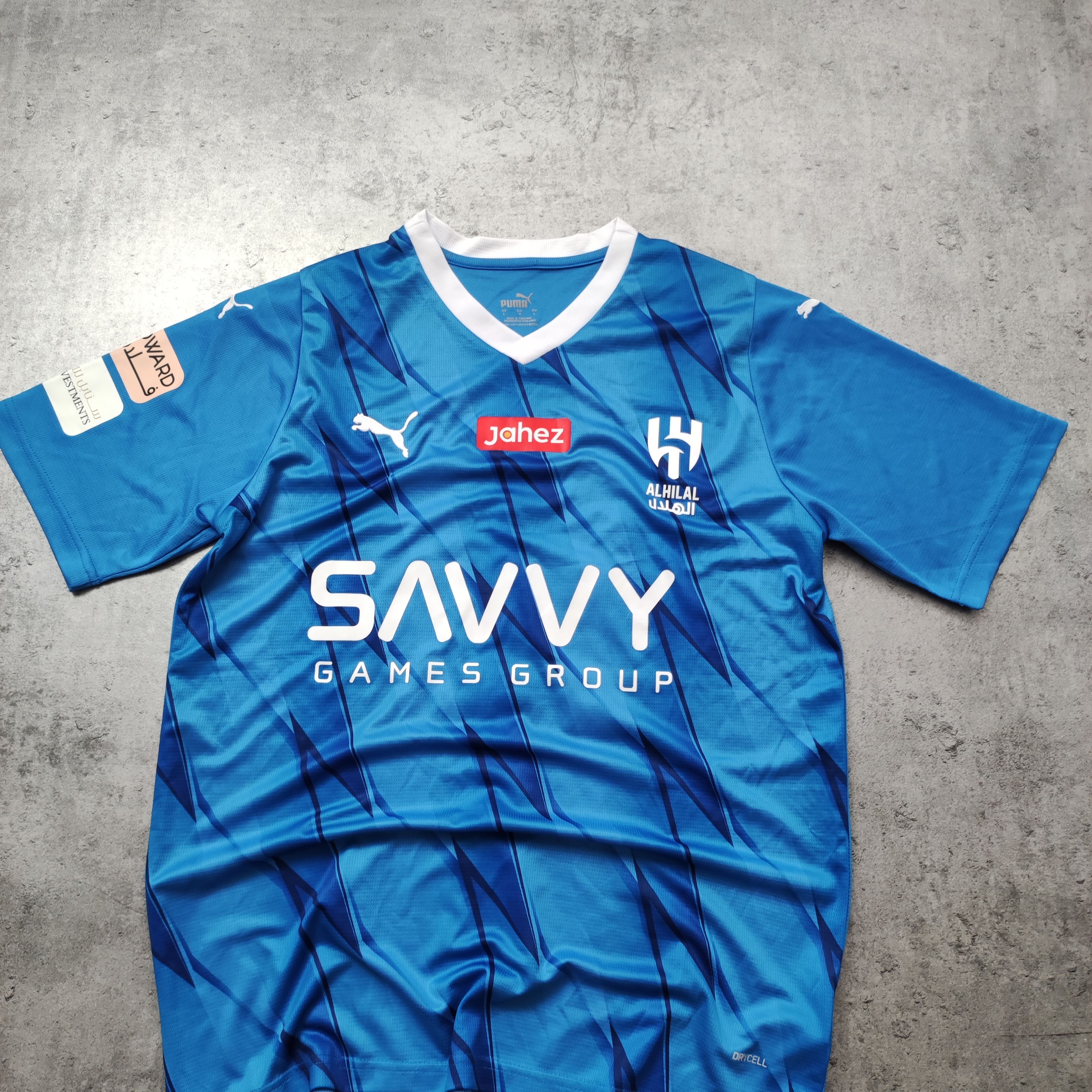 Puma RARE Neymar JR x Al-Hilal Puma Football Jersey Size US L / EU 52-54 / 3 - 3 Thumbnail