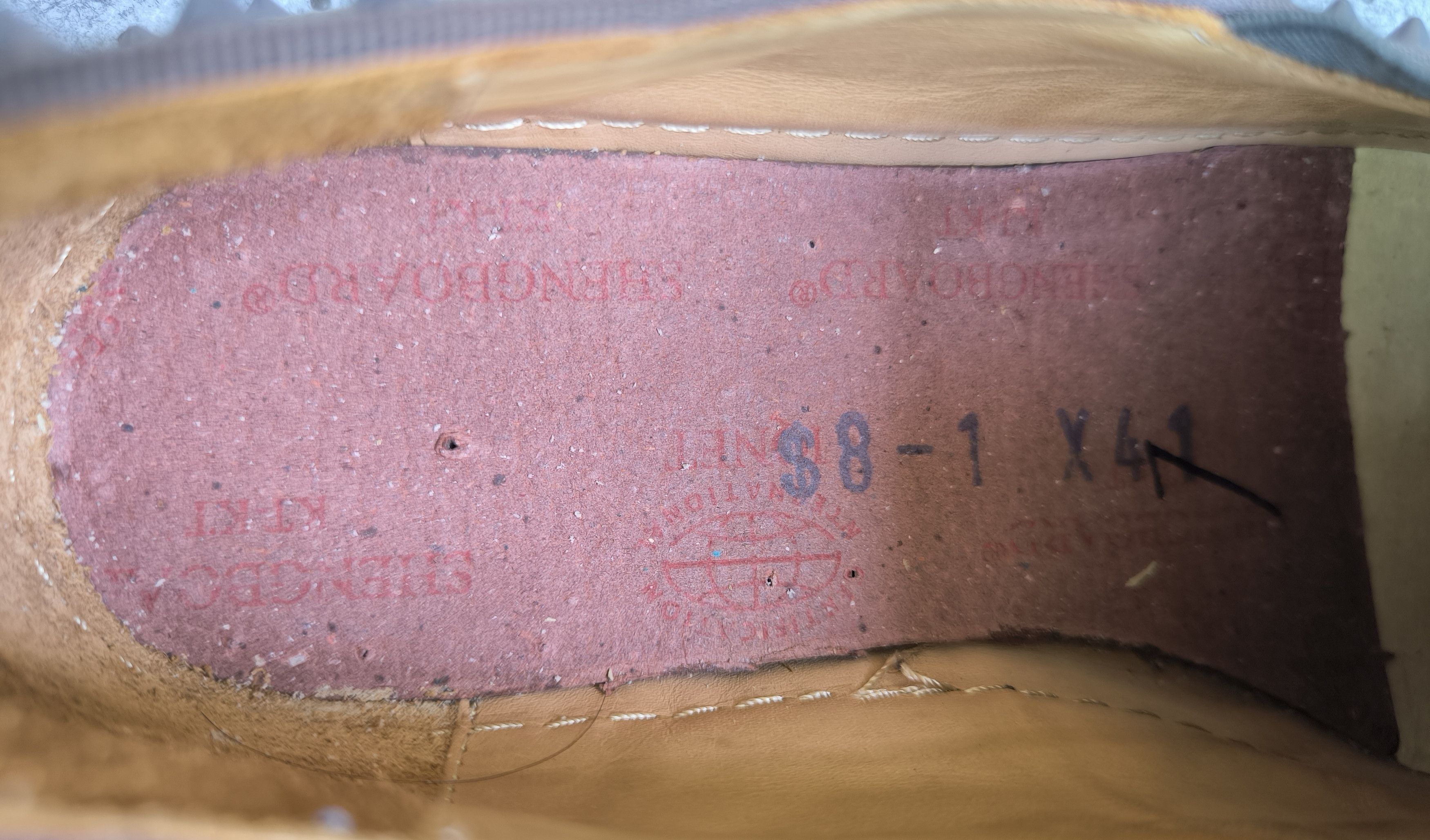 Christian Louboutin CHRISTIAN LOUBOUTIN Pik Boat slip-on sneakers grey suede Size US 8.5 / EU 41-42 - 13 Thumbnail