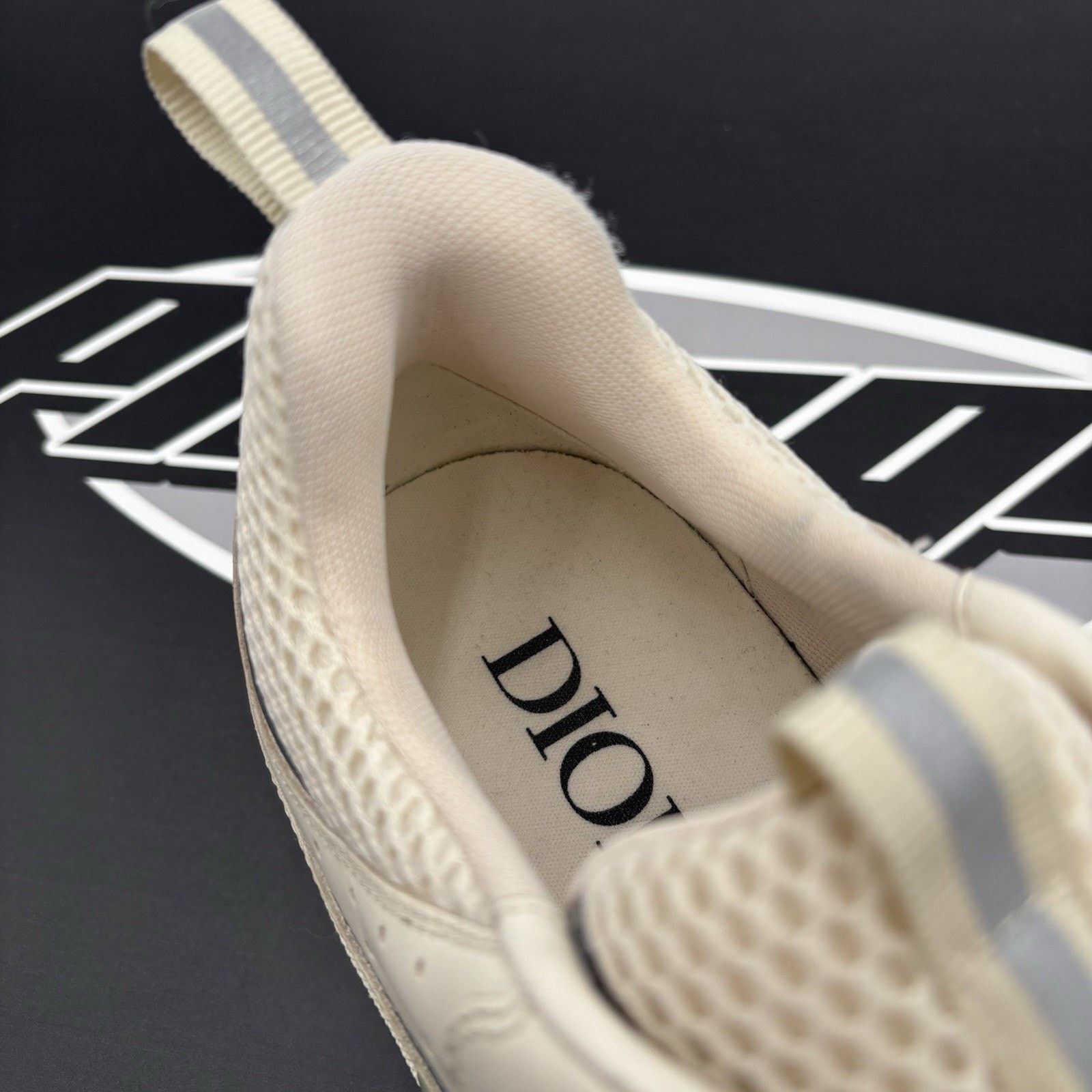 Dior Dior B22 Sneaker ' Cream, Light Blue ' | SUPER CLEAN! Size US 10 / EU 43 - 7 Thumbnail