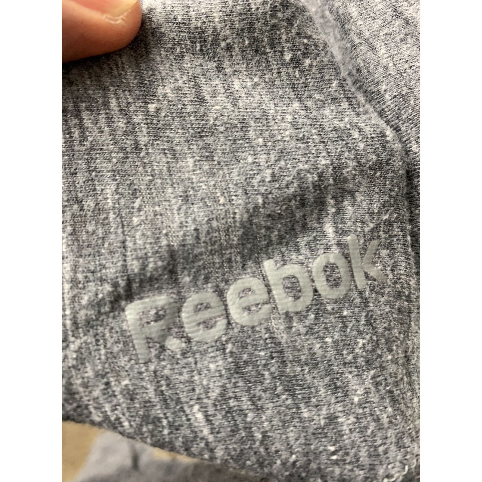 Reebok VINTAGE Reebok Gray Cowl Neck Activewear Top Long Sleeve Thumbholes Shirt Womens Small SS Size S / US 4 / IT 40 - 6 Thumbnail