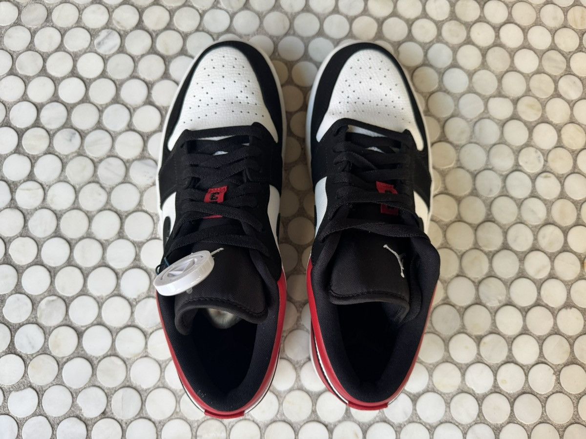 Jordan Brand (2019) 10 Jordan 1 Low Black Toe White OG Size US 10 / EU 43 - 3 Thumbnail
