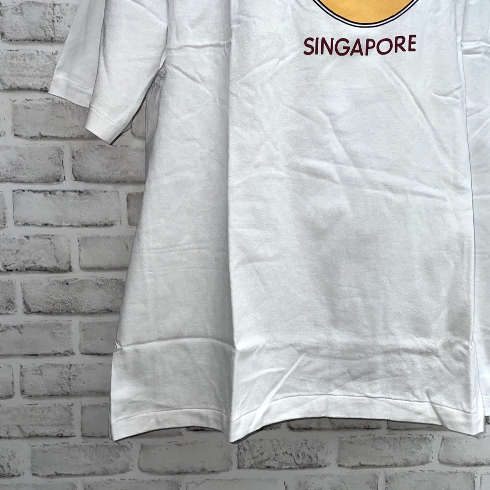 Hard Rock Cafe VINTAGE Hard Rock Cafe Singapore white graphic Tee Mens XL Size US XL / EU 56 / 4 - 3 Thumbnail
