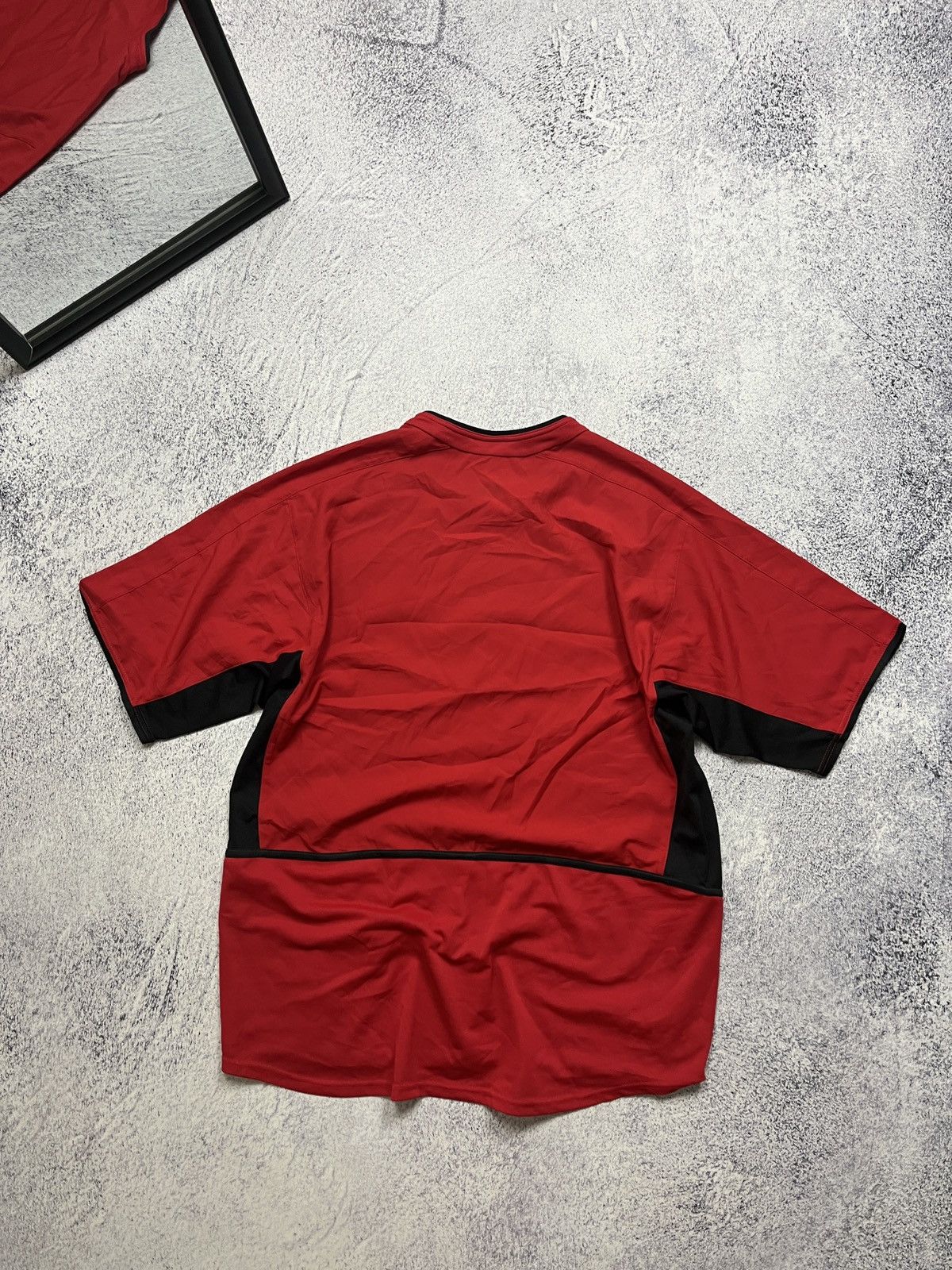 Nike Nike Manchester United 2002/2004 Home Vintage Soccer Jersey Size US L / EU 52-54 / 3 - 15 Thumbnail
