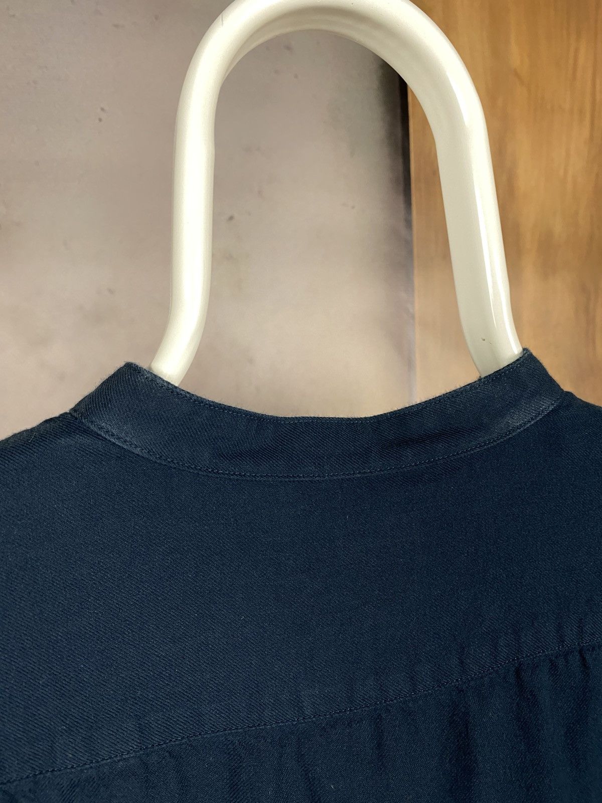 Uniqlo 🕊️Shirt Button Up Collarless Uniqlo Japanese Brand Tee🕊️ Size US S / EU 44-46 / 1 - 11 Thumbnail